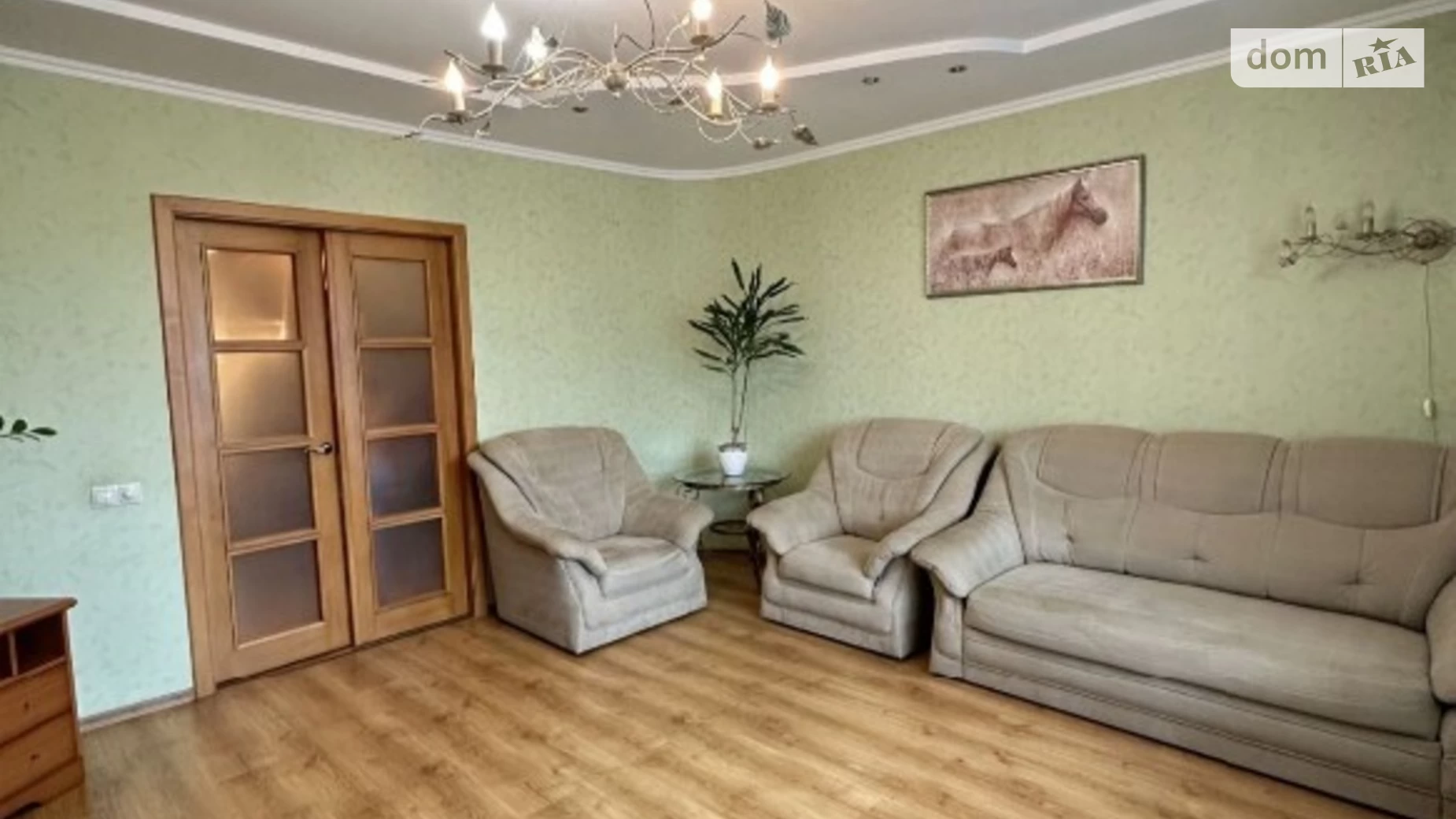 Продается 3-комнатная квартира 78 кв. м в Хмельницком, ул. Свободы
