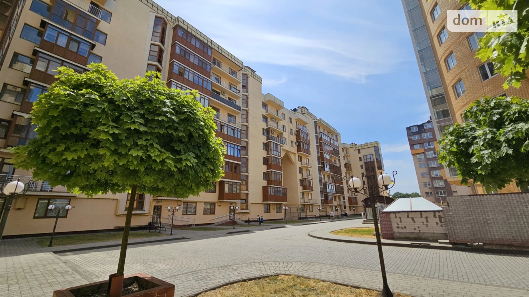 Продается 2-комнатная квартира 63 кв. м в Черновцах, ул. Герцена, 91 - фото 2