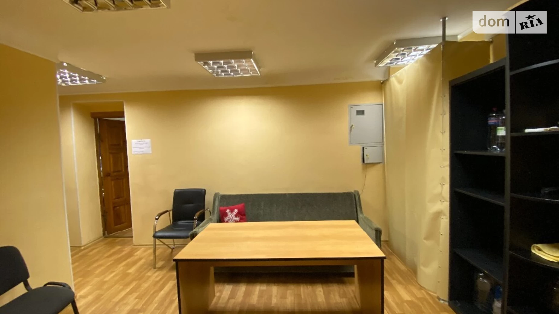 Продается офис 71 кв. м в бизнес-центре, цена: 57000 $ - фото 4