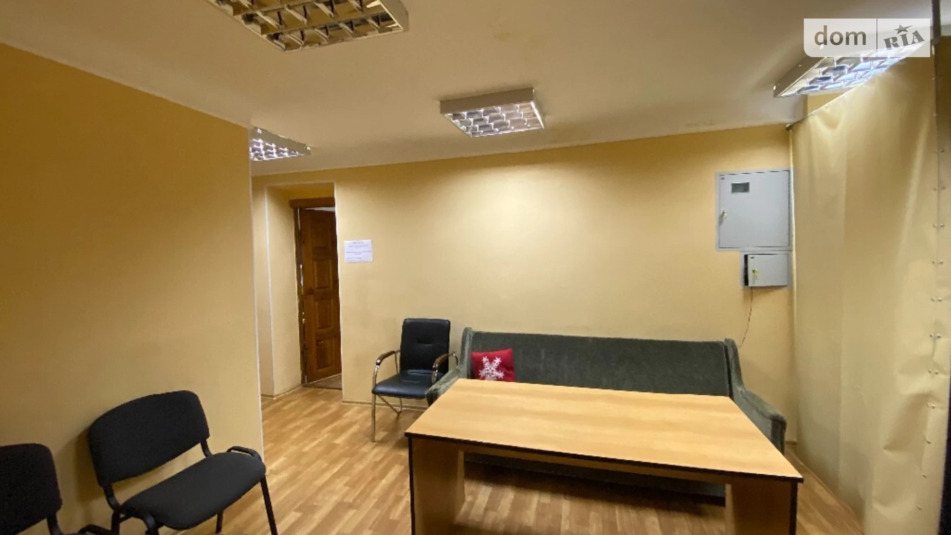 Продается офис 71 кв. м в бизнес-центре, цена: 57000 $ - фото 5