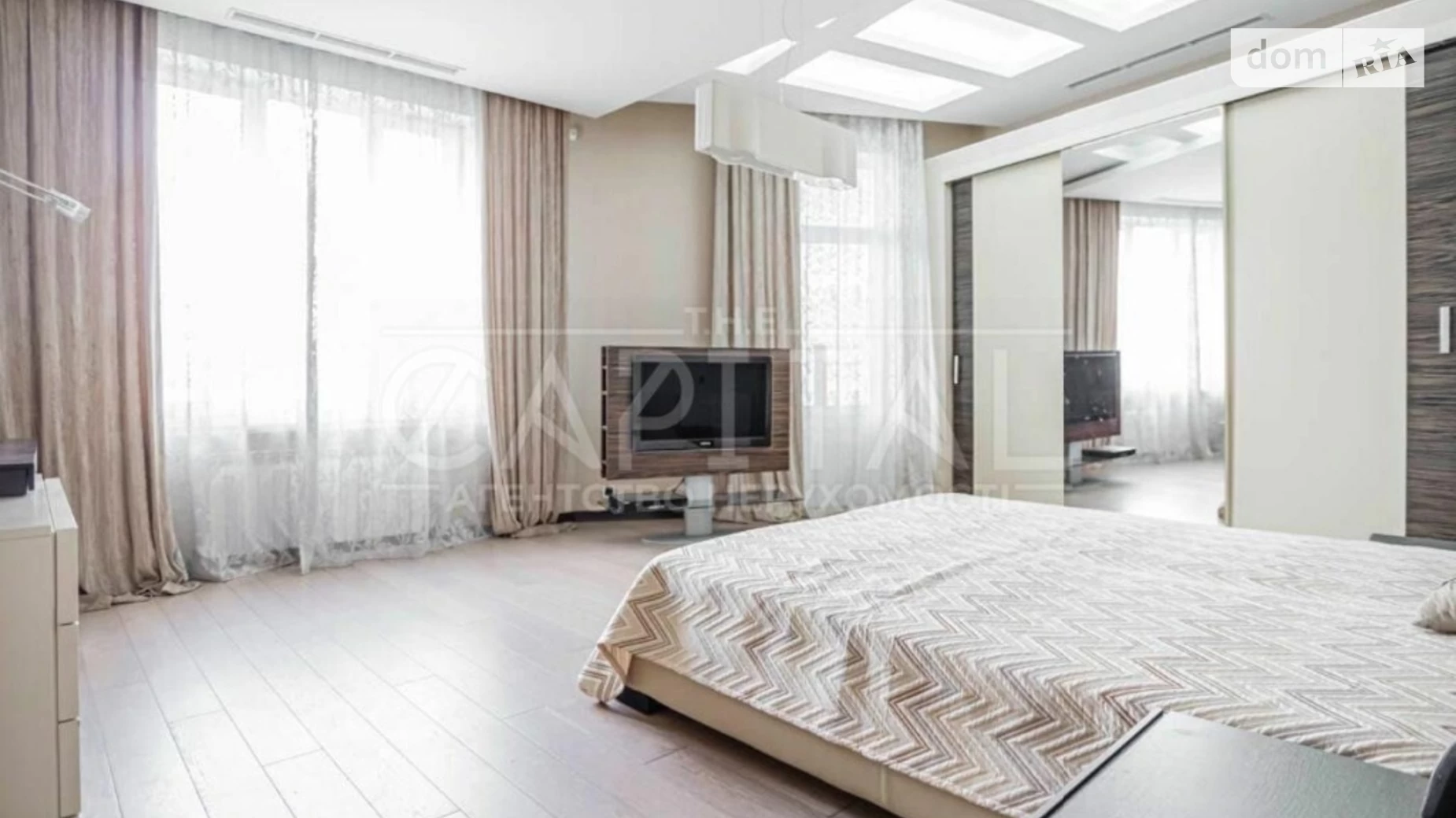 Продается 4-комнатная квартира 207 кв. м в Киеве, просп. Голосеевский(40-летия Октября) - фото 2