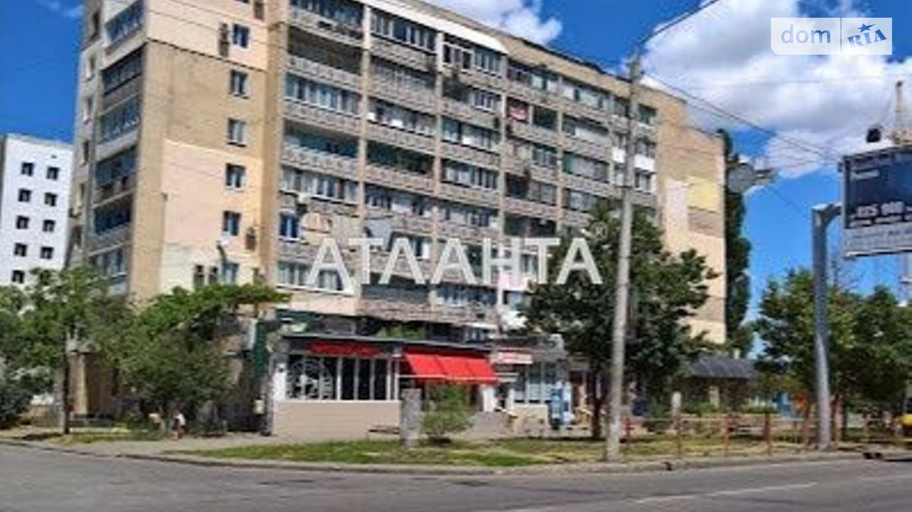 Продается 3-комнатная квартира 61 кв. м в Одессе, Николаевская дор.