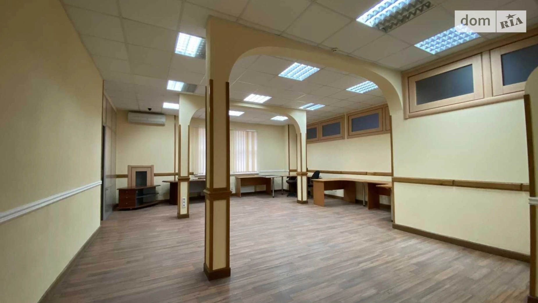 Сдается в аренду офис 1700 кв. м в бизнес-центре, цена: 25000 $ - фото 4