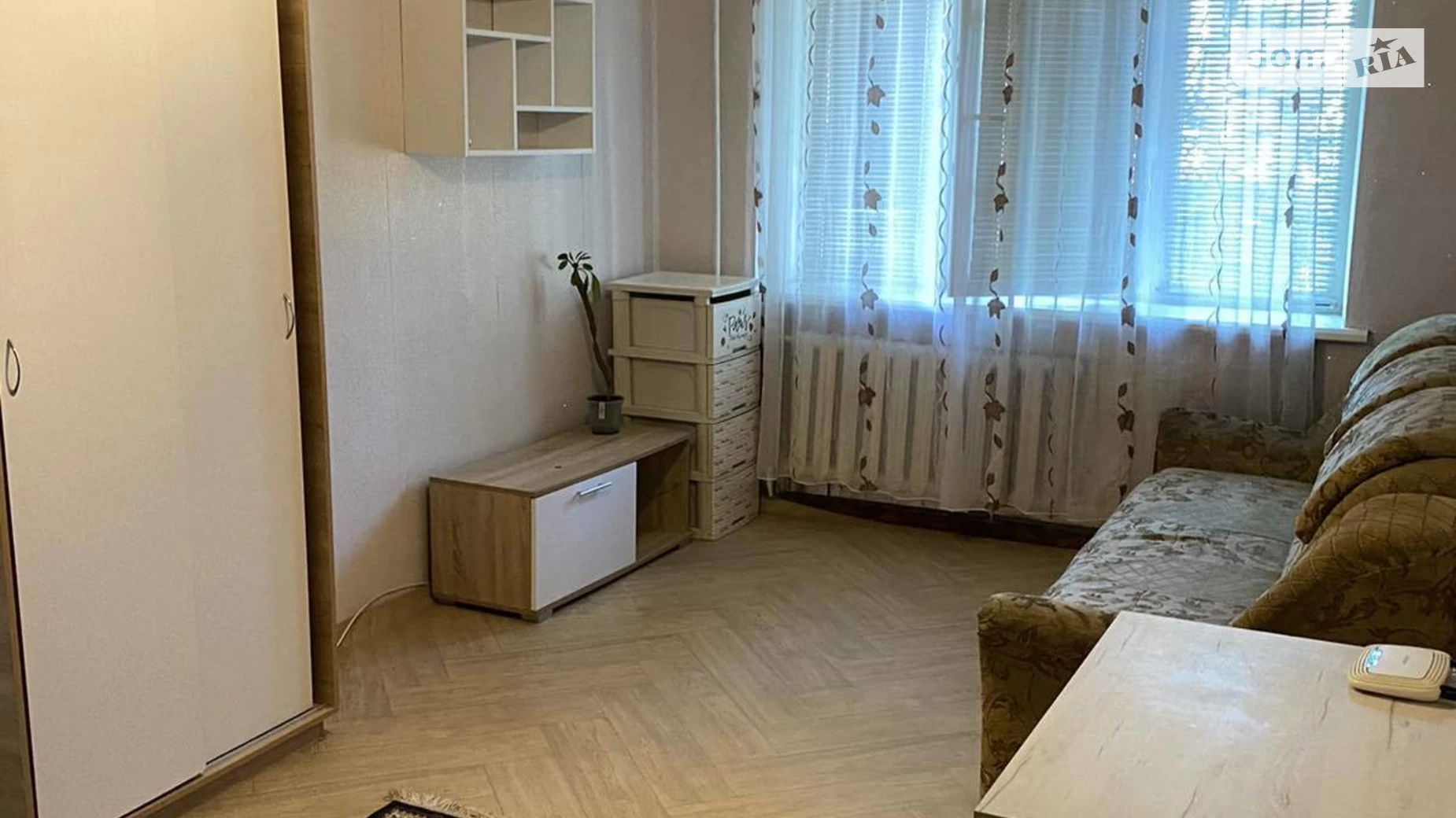Продается 1-комнатная квартира 30.5 кв. м в Николаеве, ул. Крылова, 27