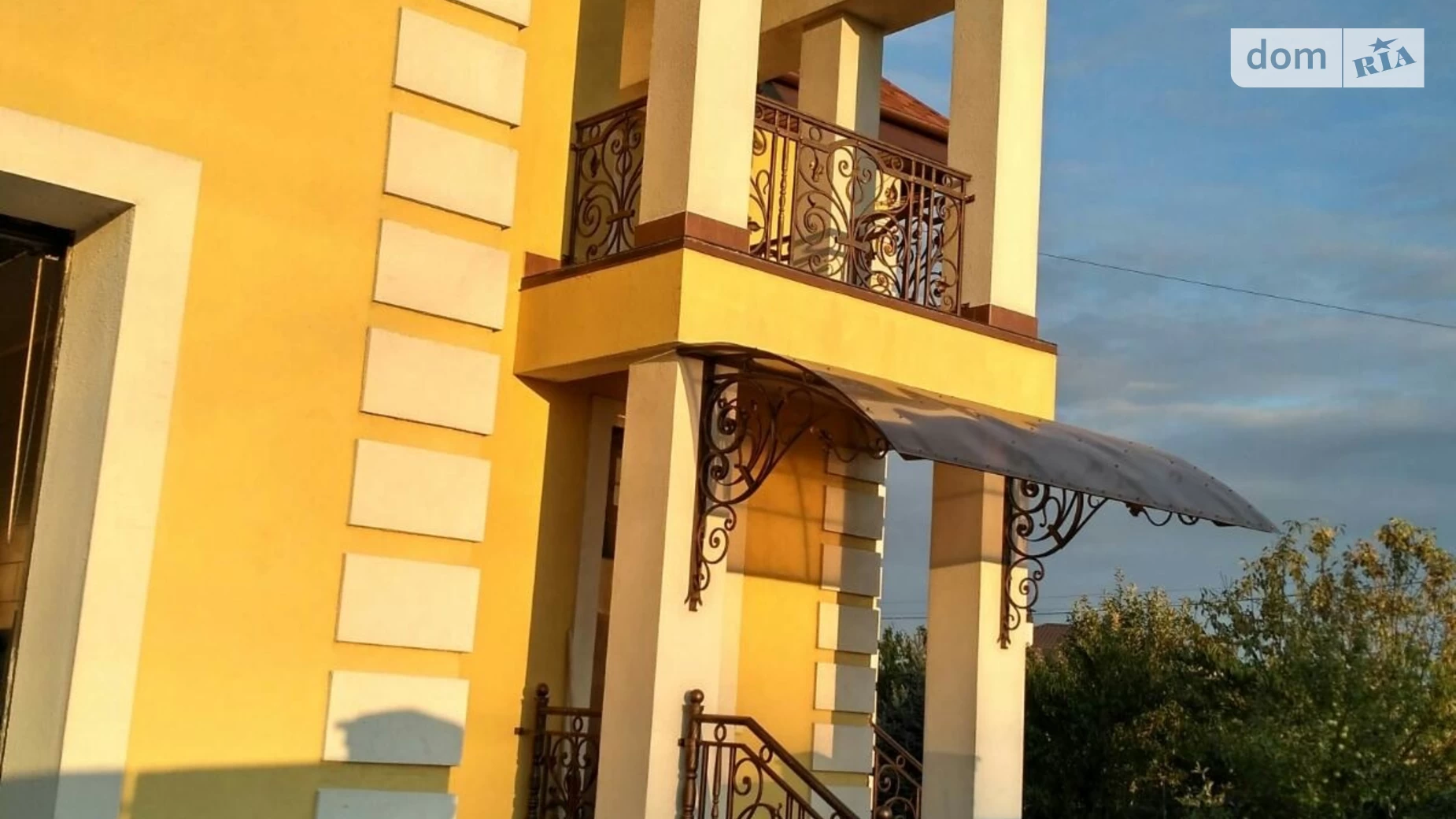 Продается дом на 3 этажа 494.5 кв. м с баней/сауной, цена: 250000 $ - фото 2