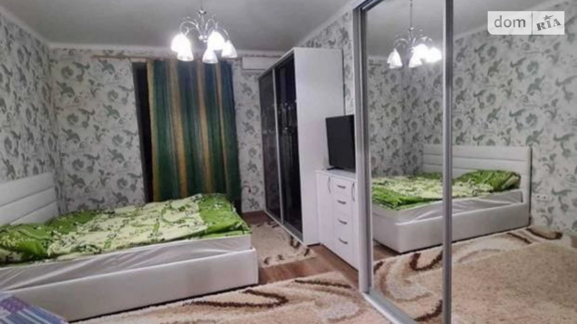 Продается 1-комнатная квартира 47 кв. м в Одессе, ул. Михаила Грушевского