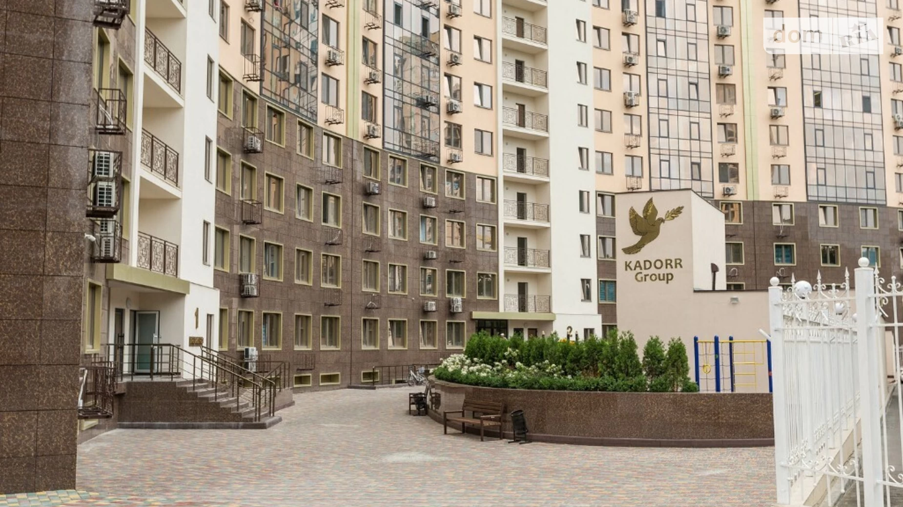 Продается 2-комнатная квартира 49 кв. м в Одессе, ул. Генуэзская, 3В - фото 2