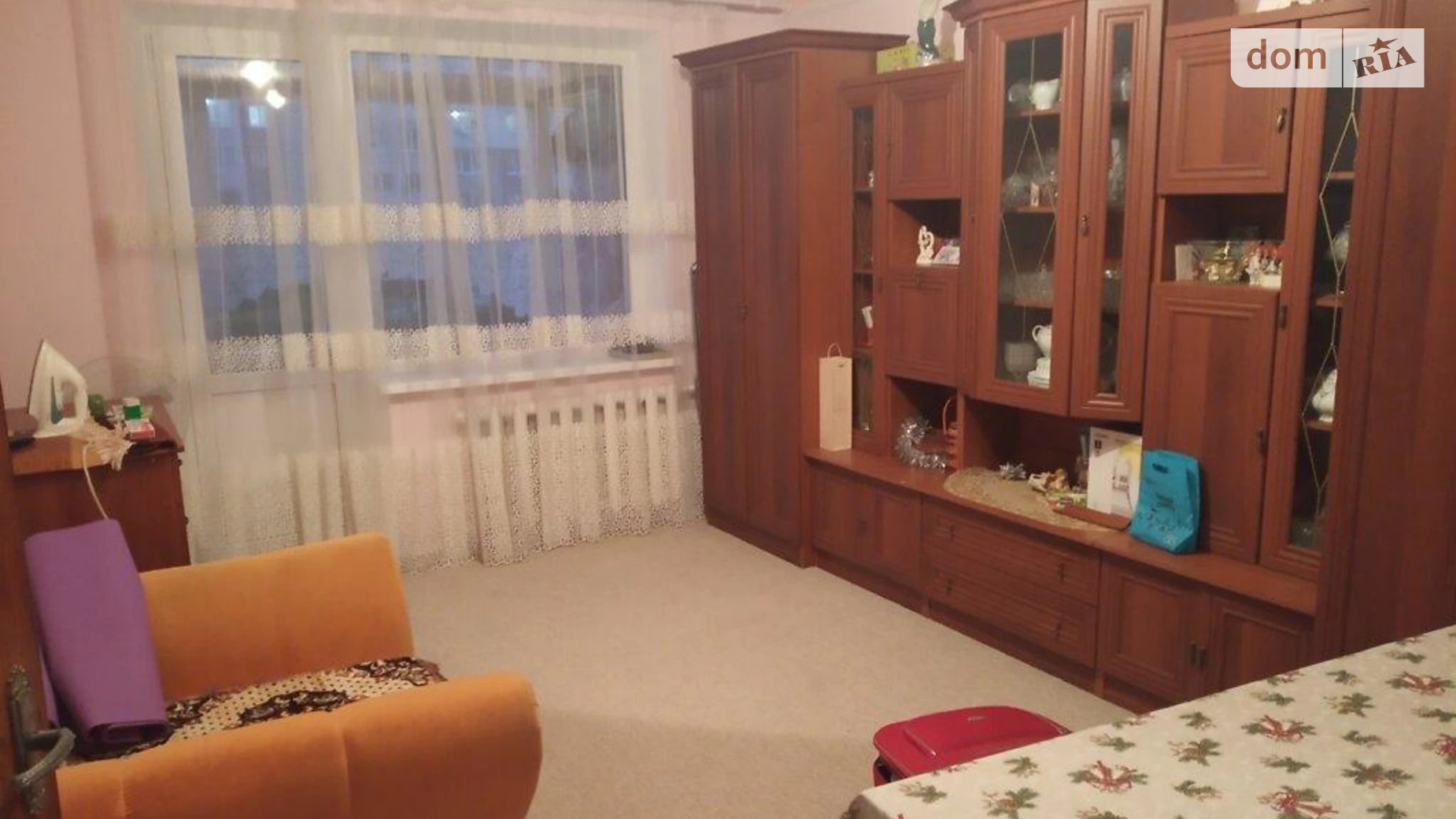 Продается 4-комнатная квартира 82 кв. м в Львове, просп. Красной Калины, 104