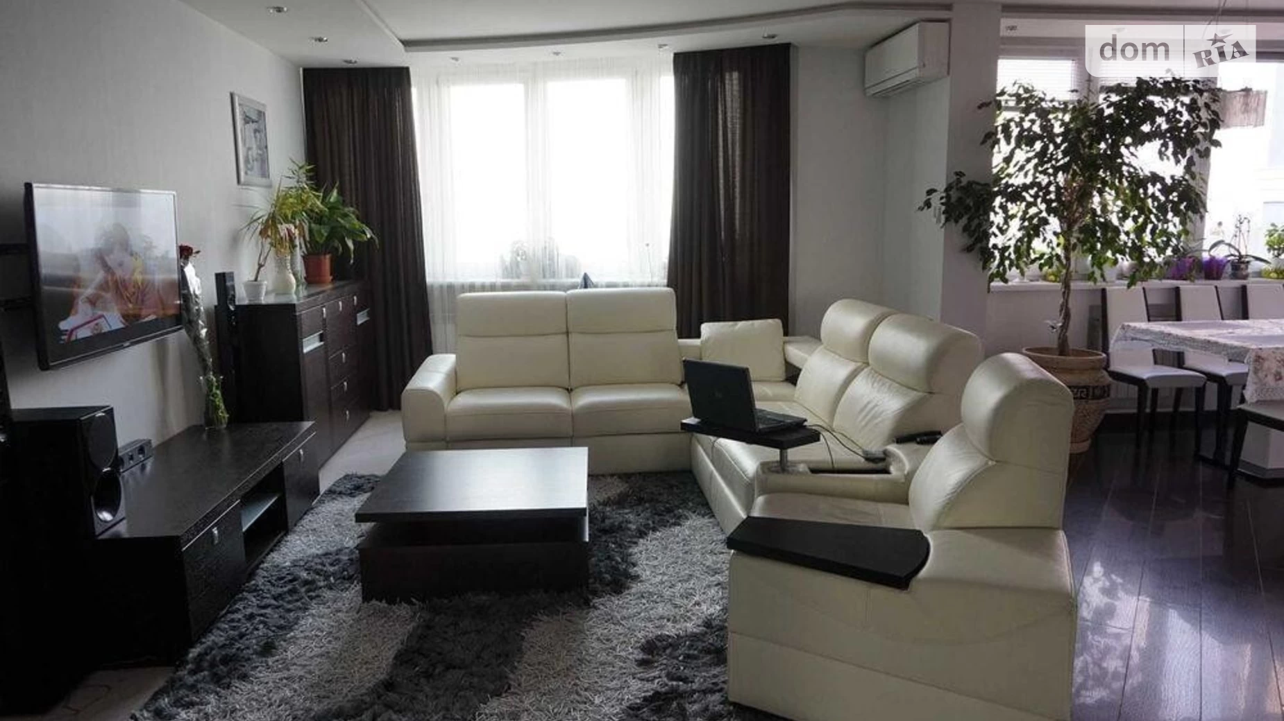 Продается 2-комнатная квартира 85 кв. м в Киеве, ул. Авиаконструктора Игоря Сикорского(Танковая), 1 - фото 2
