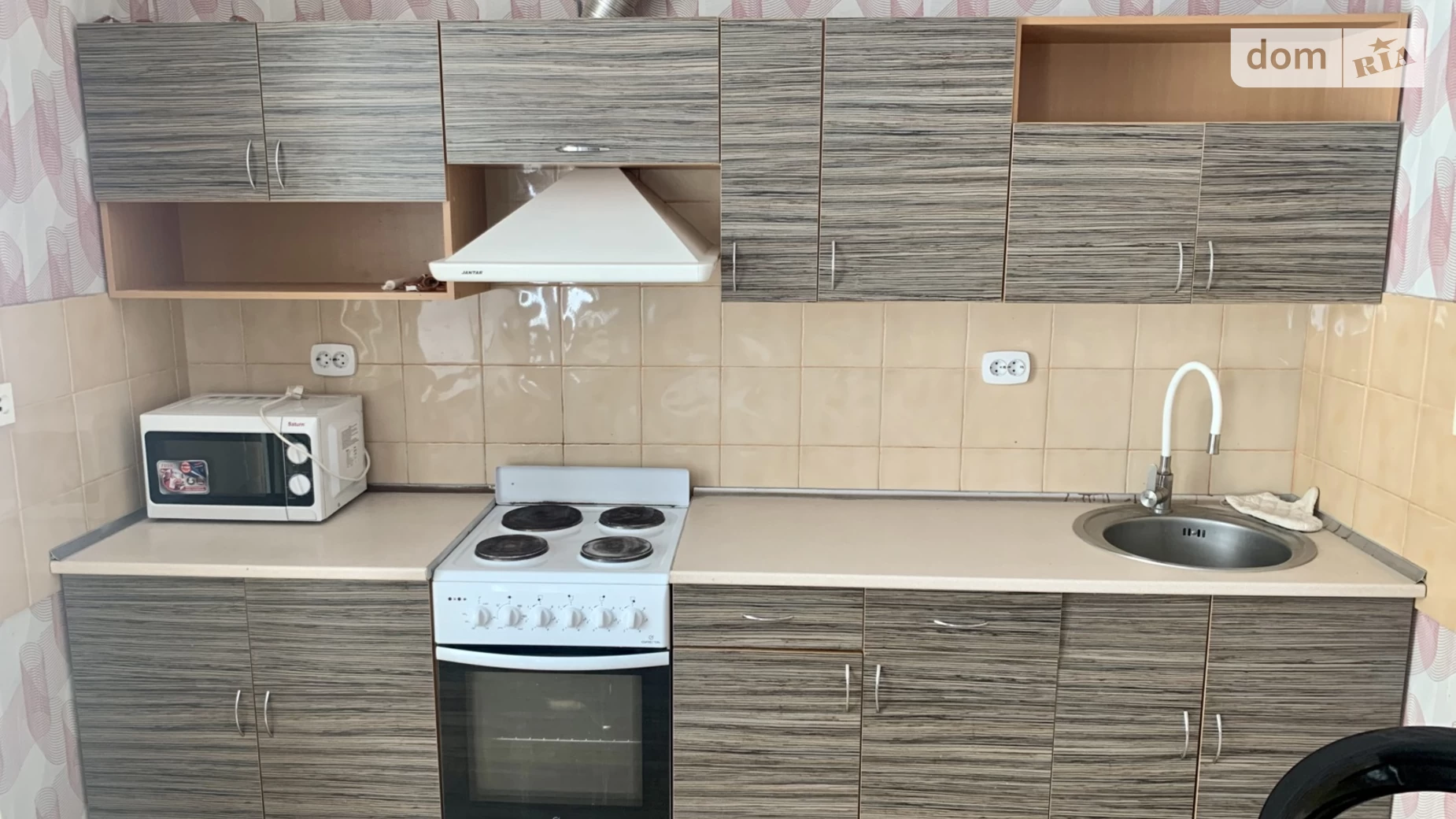 Продается 1-комнатная квартира 45 кв. м в Киеве, ул. Дениса Рачинского(Комбинатная), 25А - фото 2
