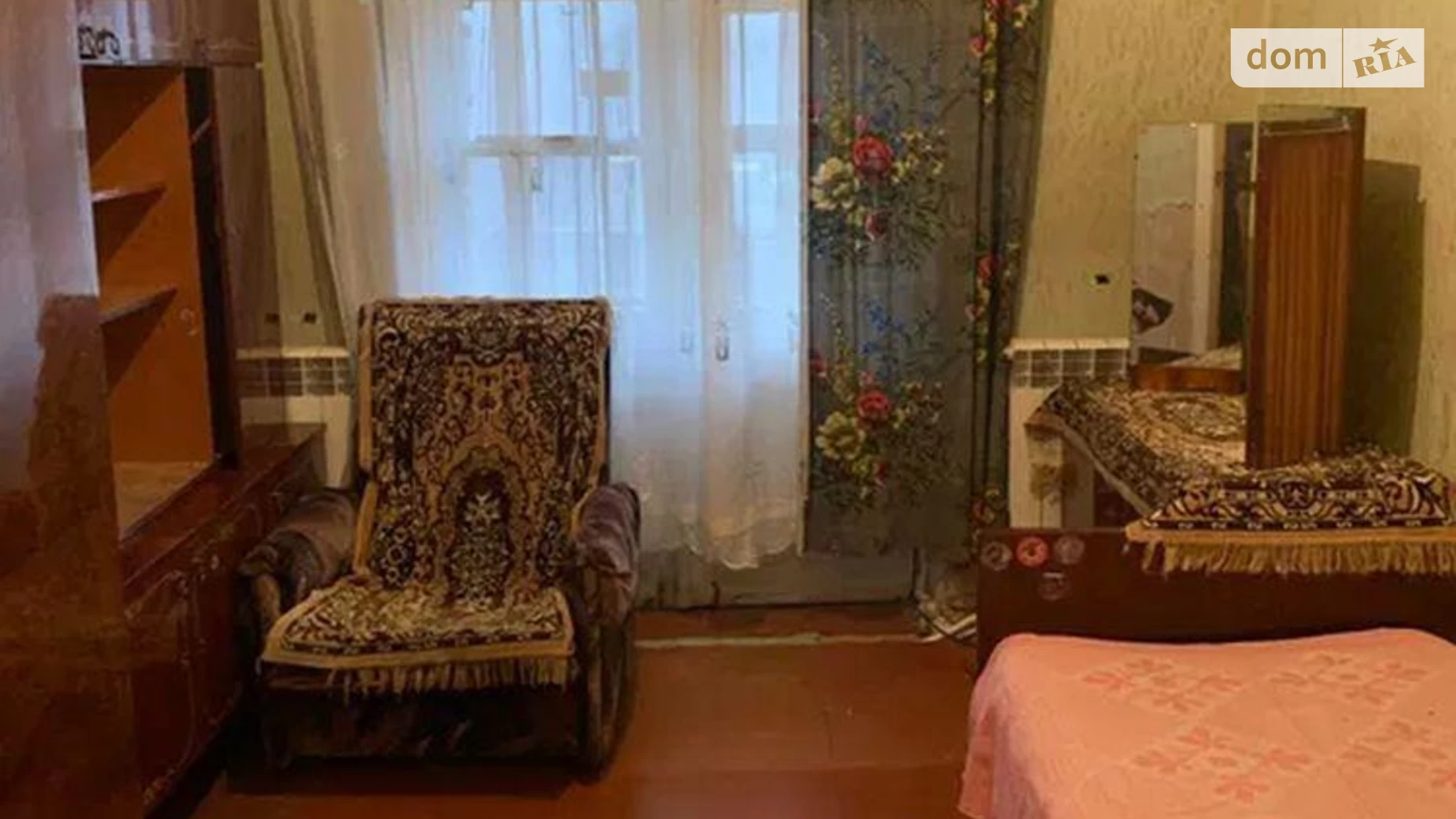 Продается 2-комнатная квартира 42 кв. м в Днепре, просп. Хмельницкого Богдана