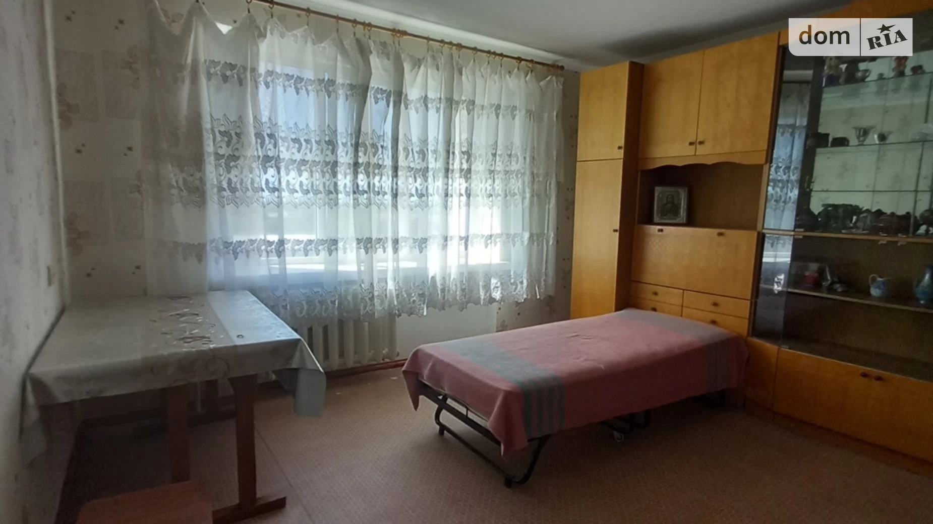 Продается 4-комнатная квартира 114 кв. м в Черноморске, ул. Виталия Шума