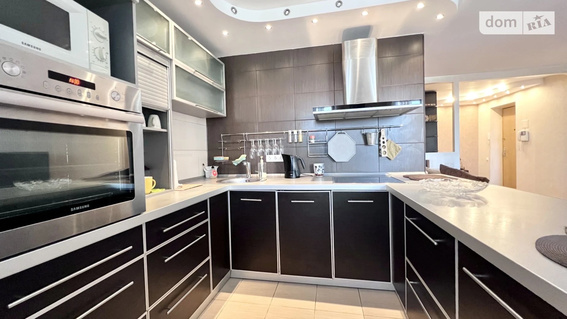 Здається в оренду 3-кімнатна квартира 63.6 кв. м у Дніпрі, вул. Новокримська, 5 - фото 2