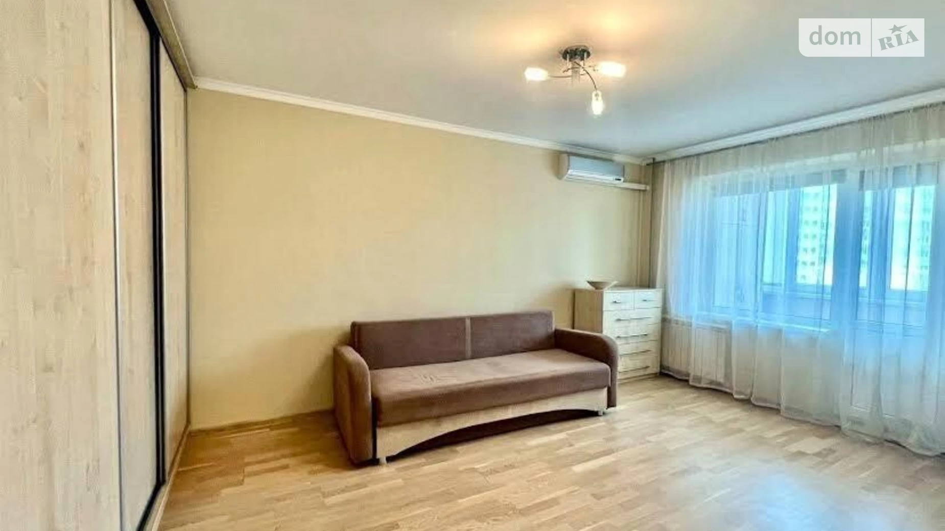 Продается 2-комнатная квартира 61 кв. м в Киеве, ул. Степана Рудницкого(Академика Вильямса), 9