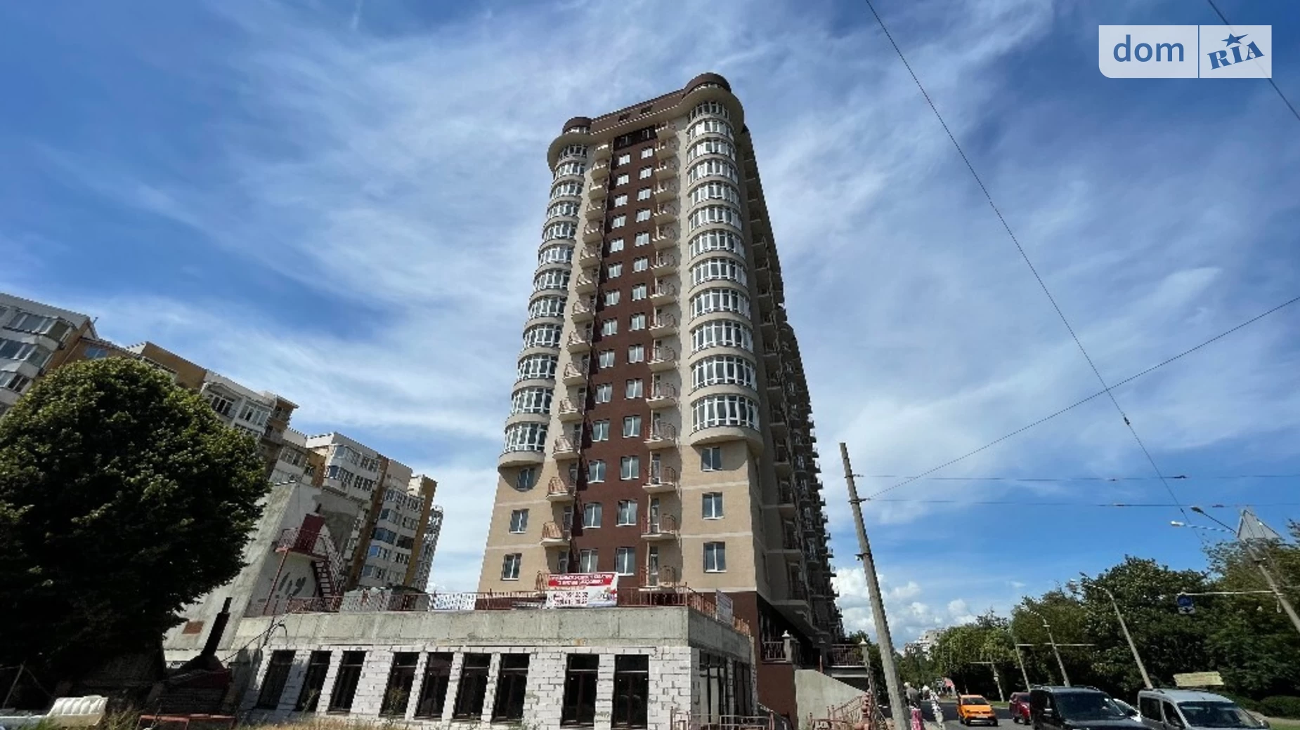 Продается 2-комнатная квартира 88.7 кв. м в Одессе, Фонтанская дор.
