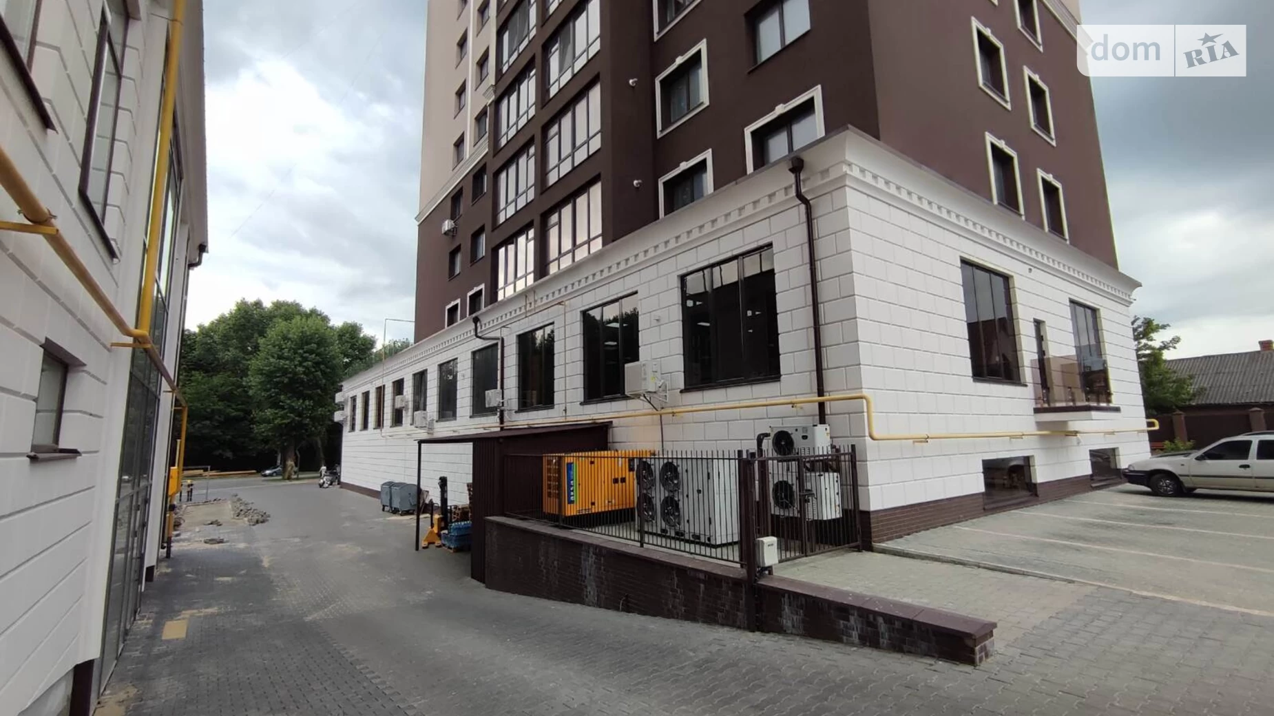 Продается офис 50.5 кв. м в бизнес-центре, цена: 45000 $ - фото 2