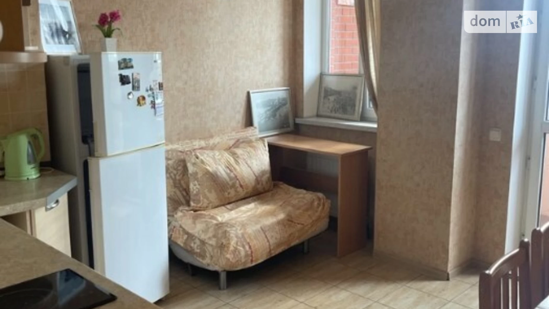 Продается 1-комнатная квартира 41.5 кв. м в Одессе, ул. Базарная, 5