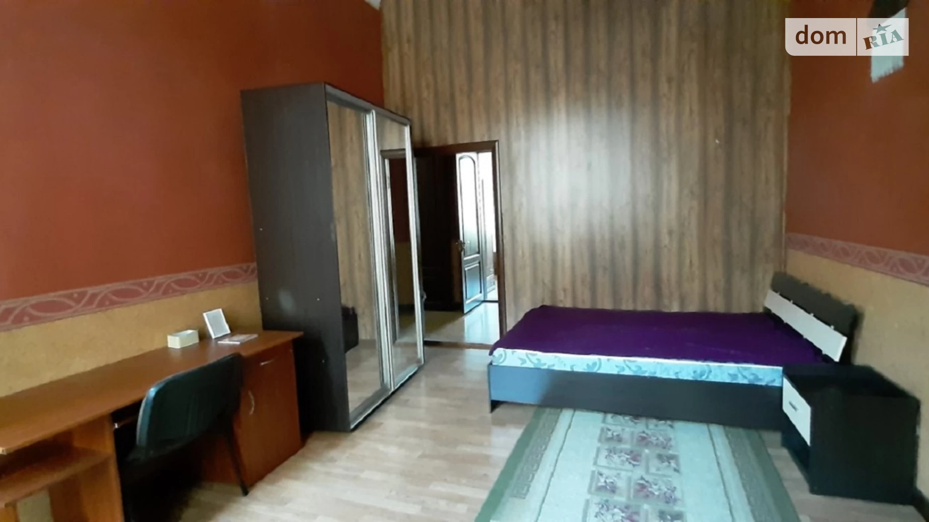 Продается 4-комнатная квартира 178 кв. м в Одессе, ул. Пастера