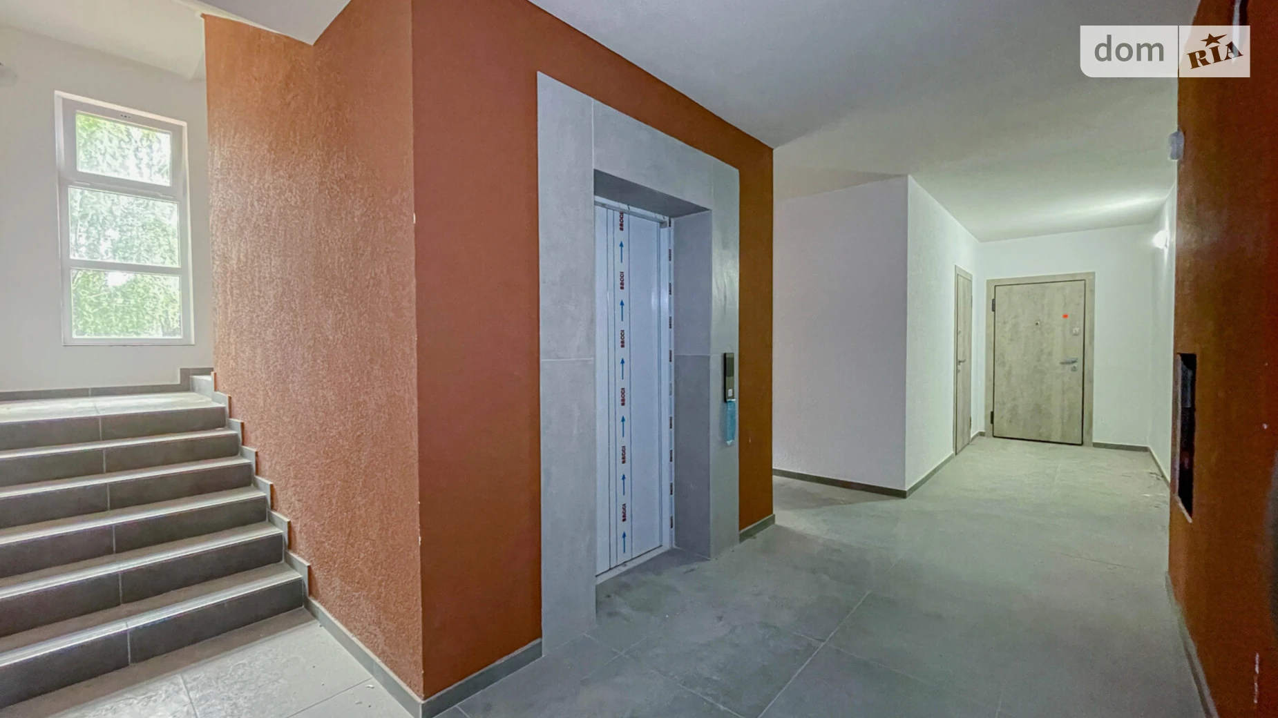 Продается 2-комнатная квартира 57 кв. м в Львове, ул. Михновских Братьев, 18 - фото 3