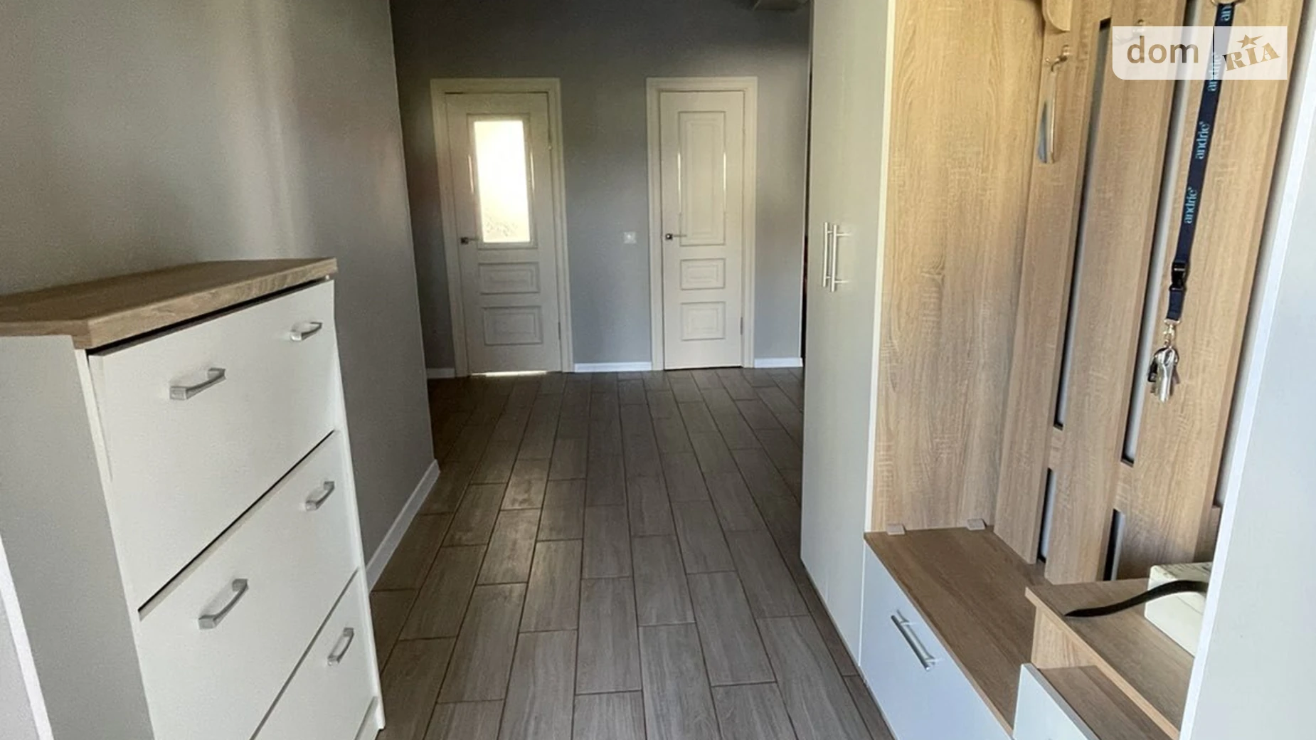Сдается в аренду одноэтажный дом 140 кв. м с гаражом, цена: 800 $ - фото 2