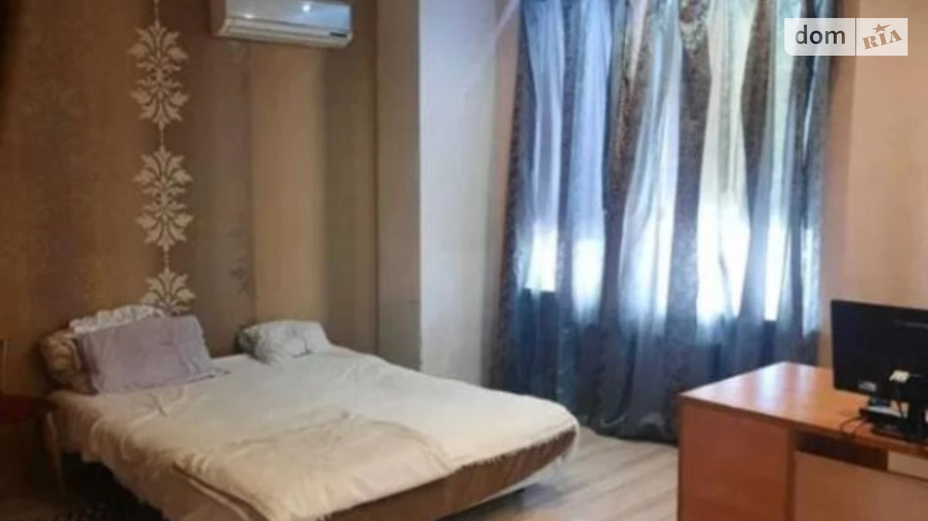 Продается 2-комнатная квартира 93 кв. м в Одессе, просп. Академика Глушко