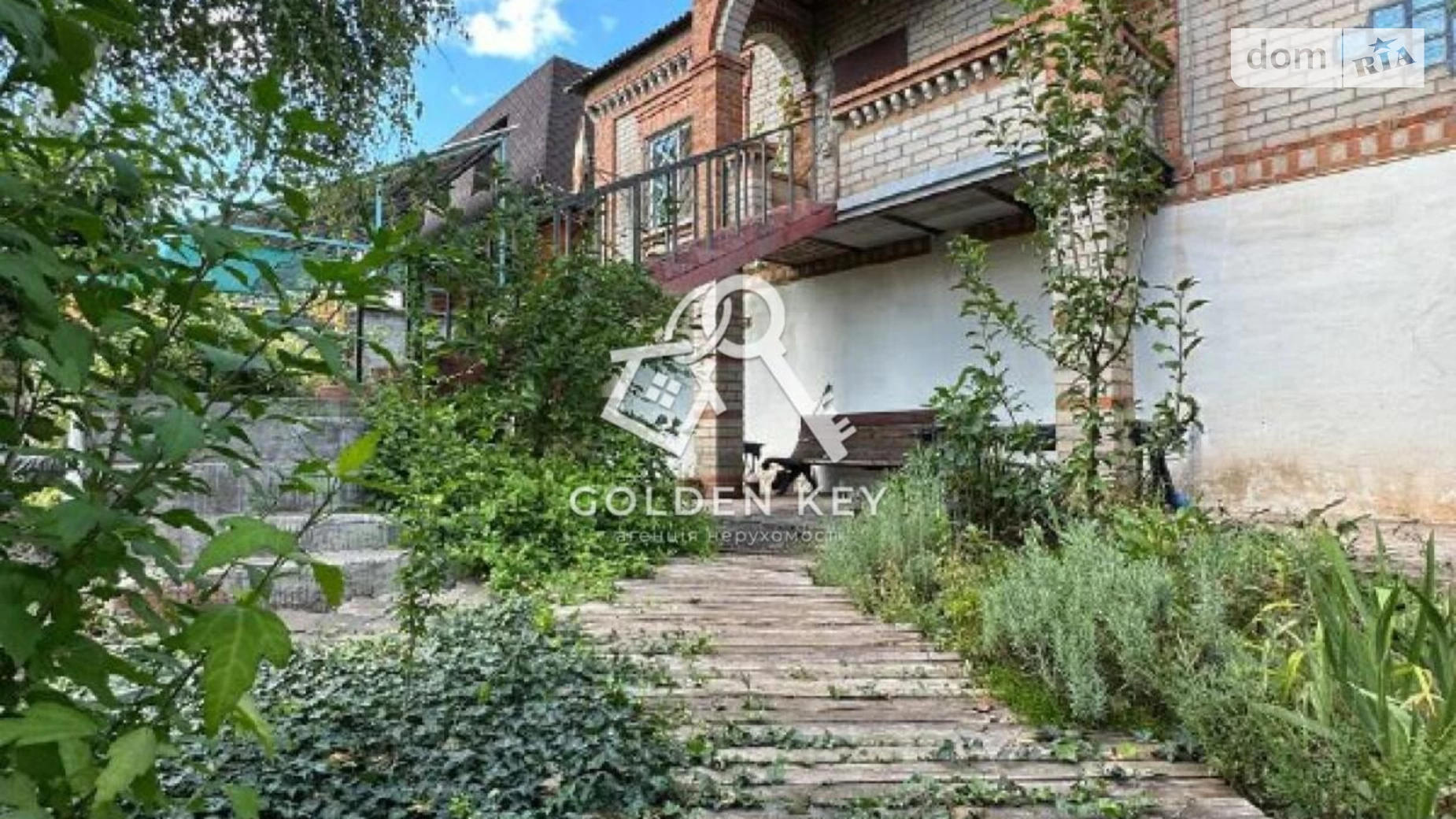 Продается дом на 2 этажа 250 кв. м с гаражом, цена: 63000 $ - фото 2