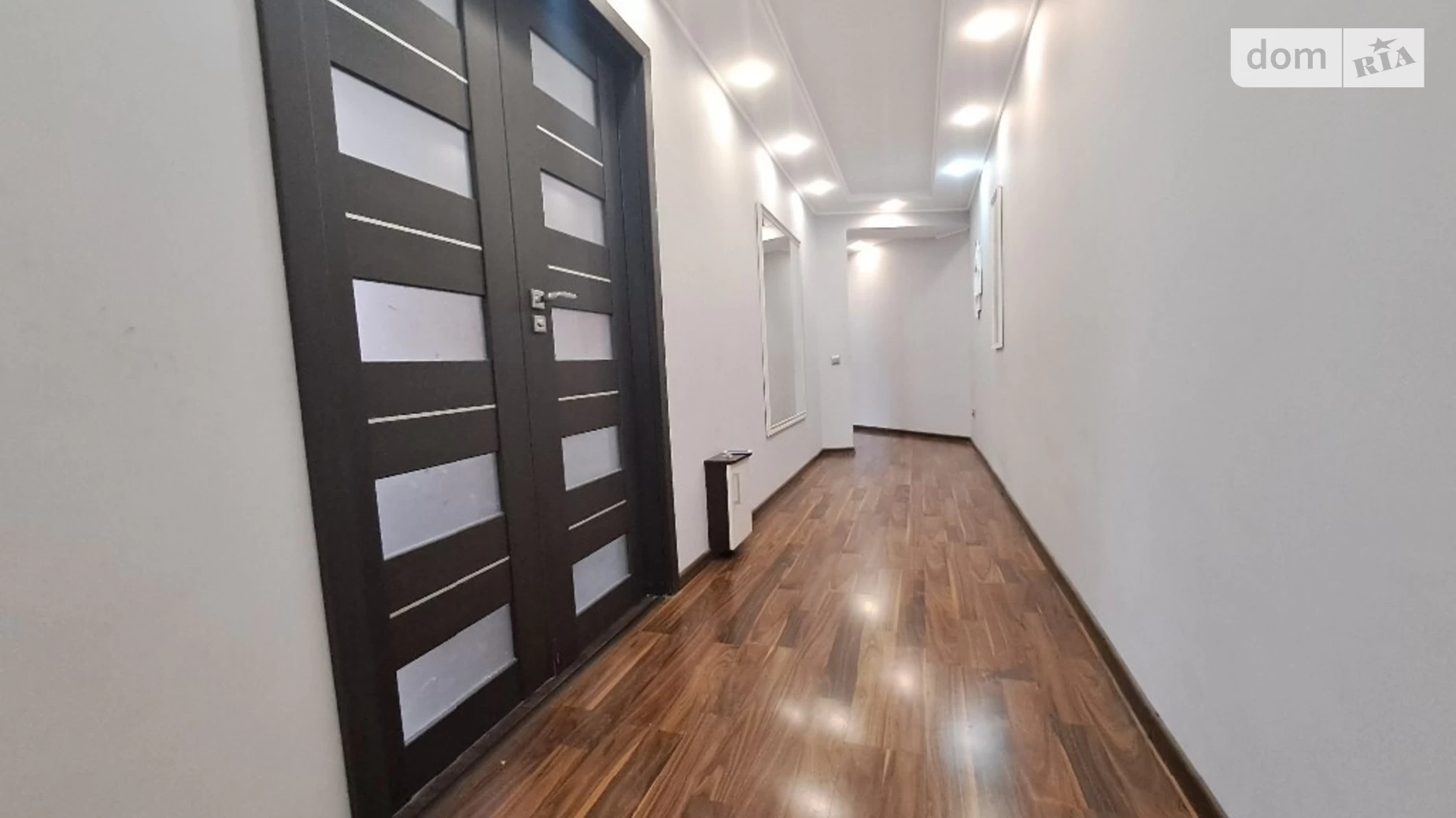 3-комнатная квартира 90 кв. м в Тернополе, бул. Кулиша Пантелеймона - фото 5