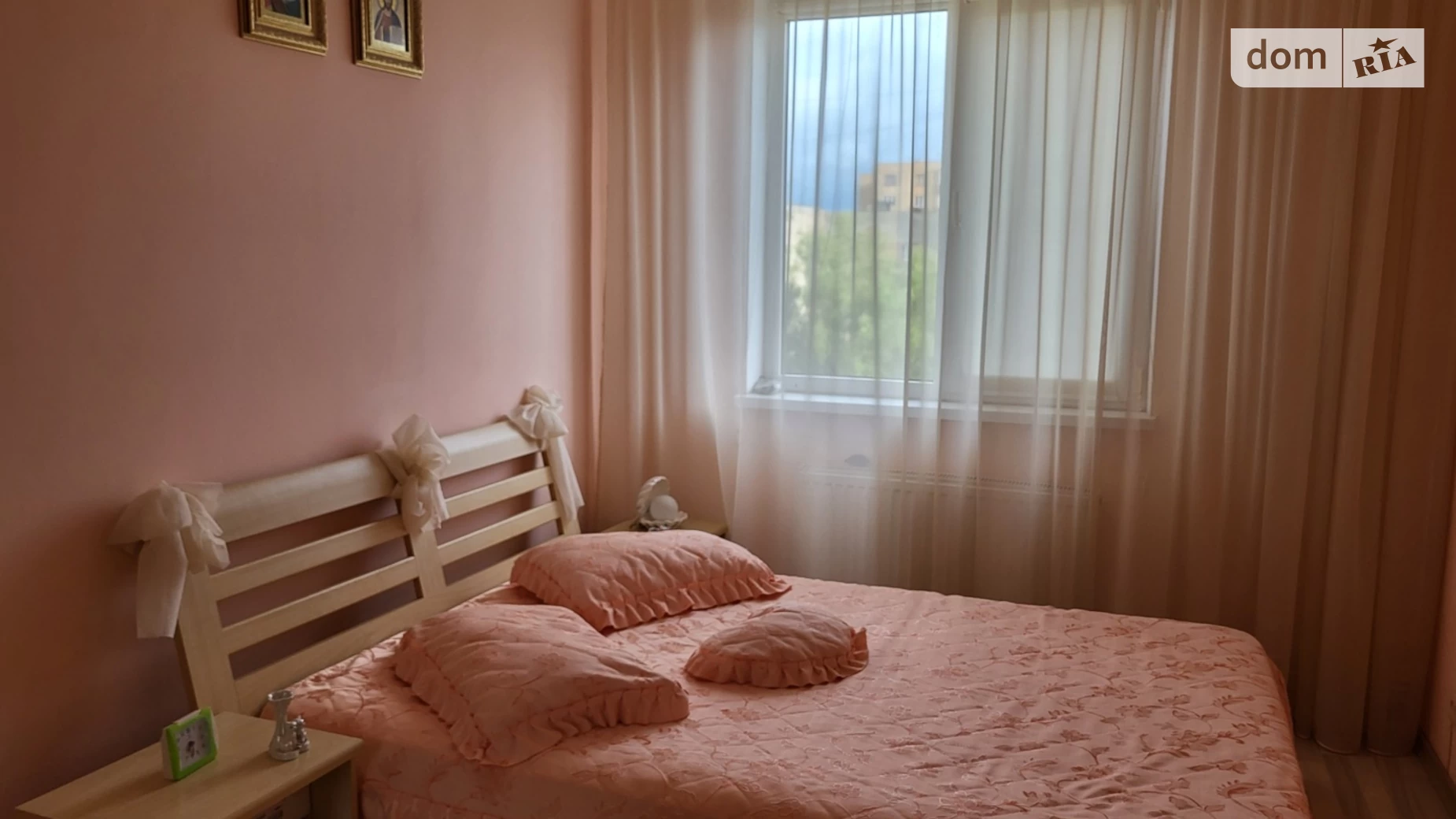 Продается 2-комнатная квартира 49 кв. м в Ужгороде, ул. Легоцкого