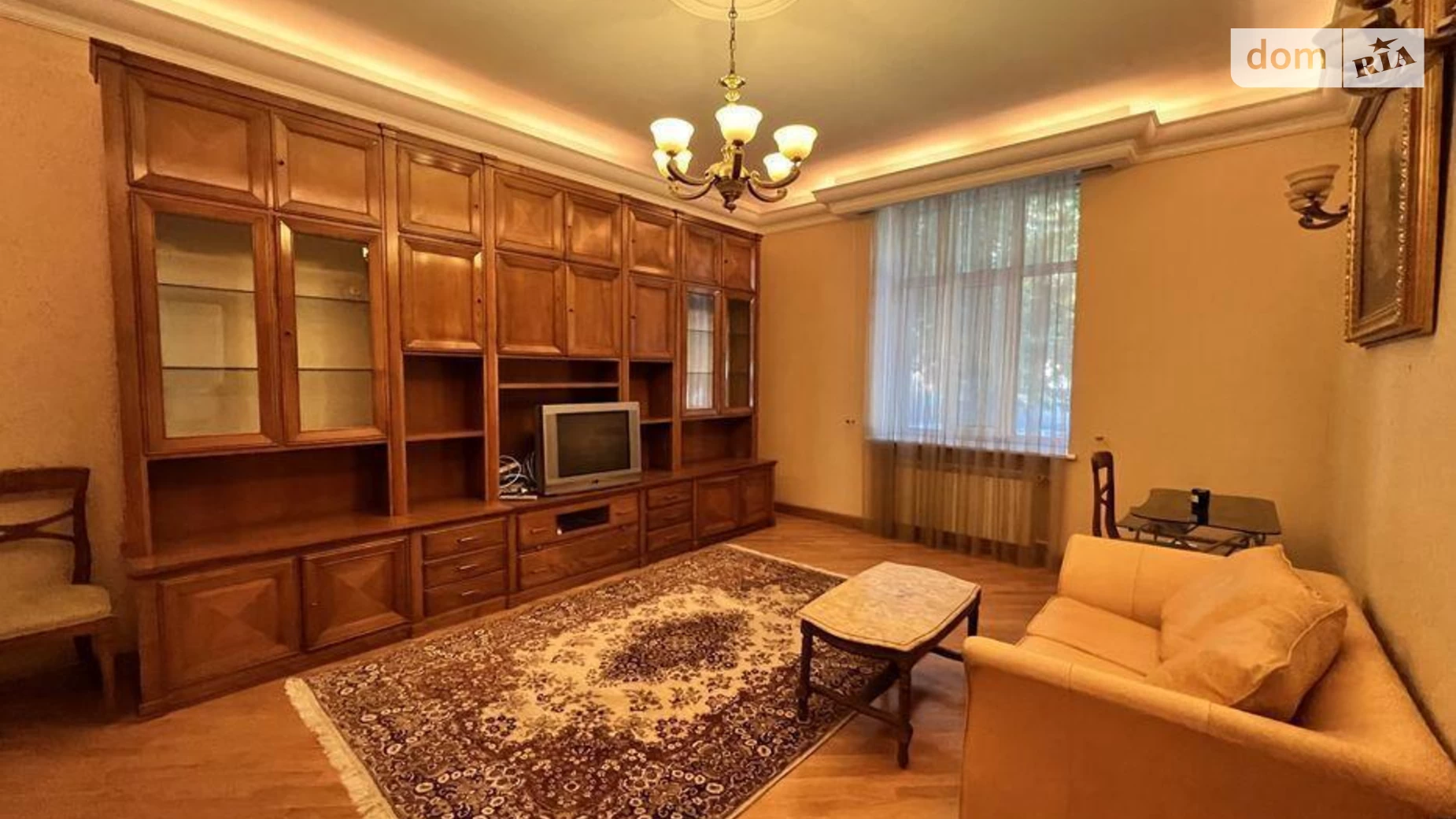 Продается 2-комнатная квартира 67 кв. м в Киеве, ул. Банковая - фото 3