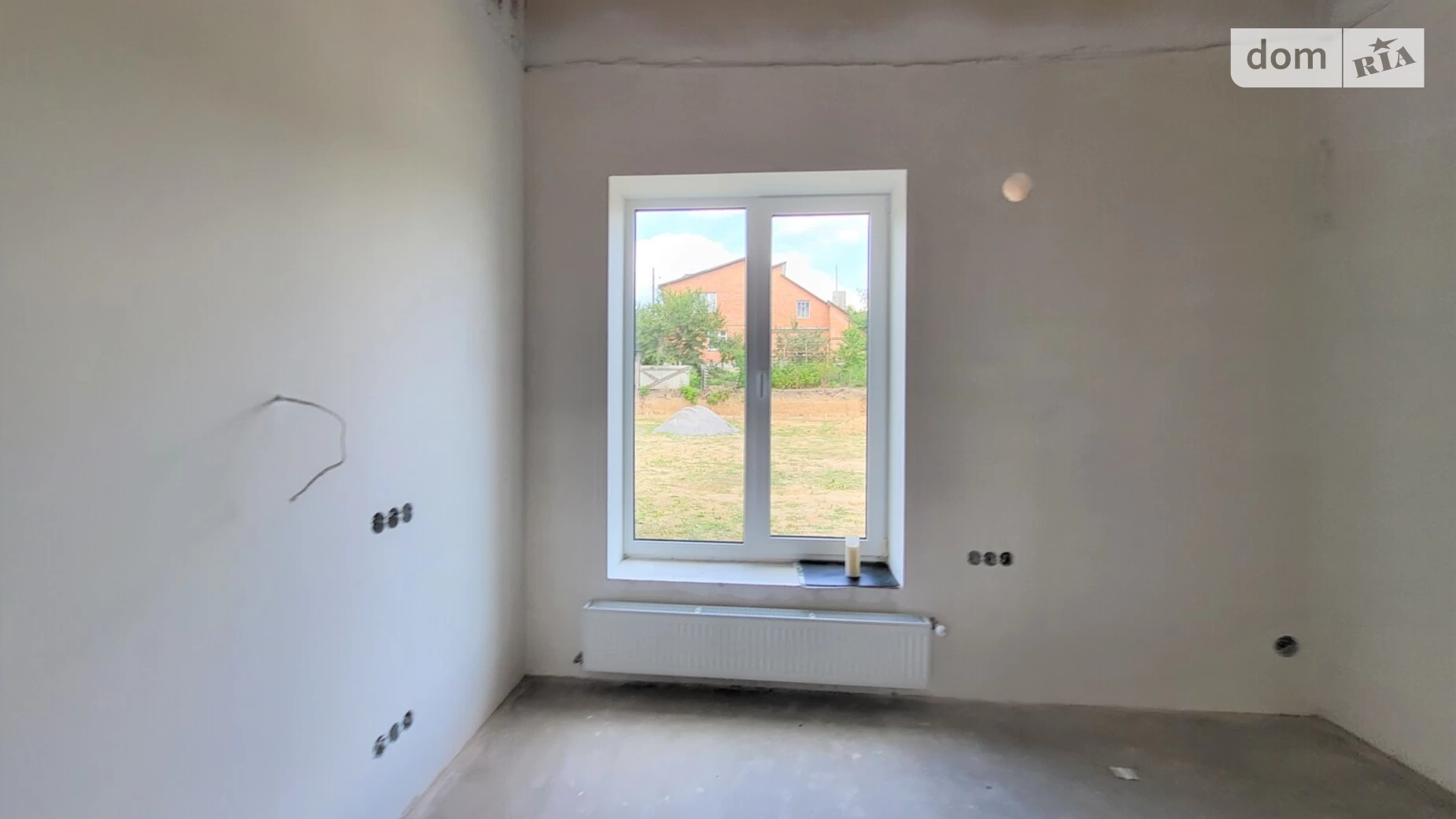 Продается дом на 2 этажа 247 кв. м с камином, цена: 330000 $ - фото 3