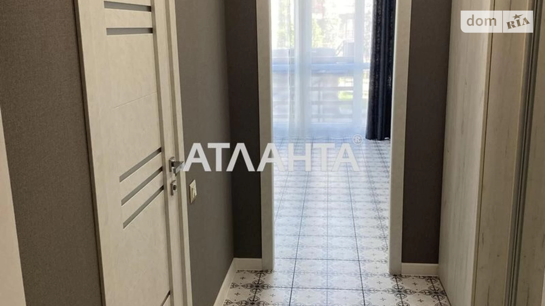Продается 1-комнатная квартира 27 кв. м в Крыжановке, ул. Генерала Бочарова