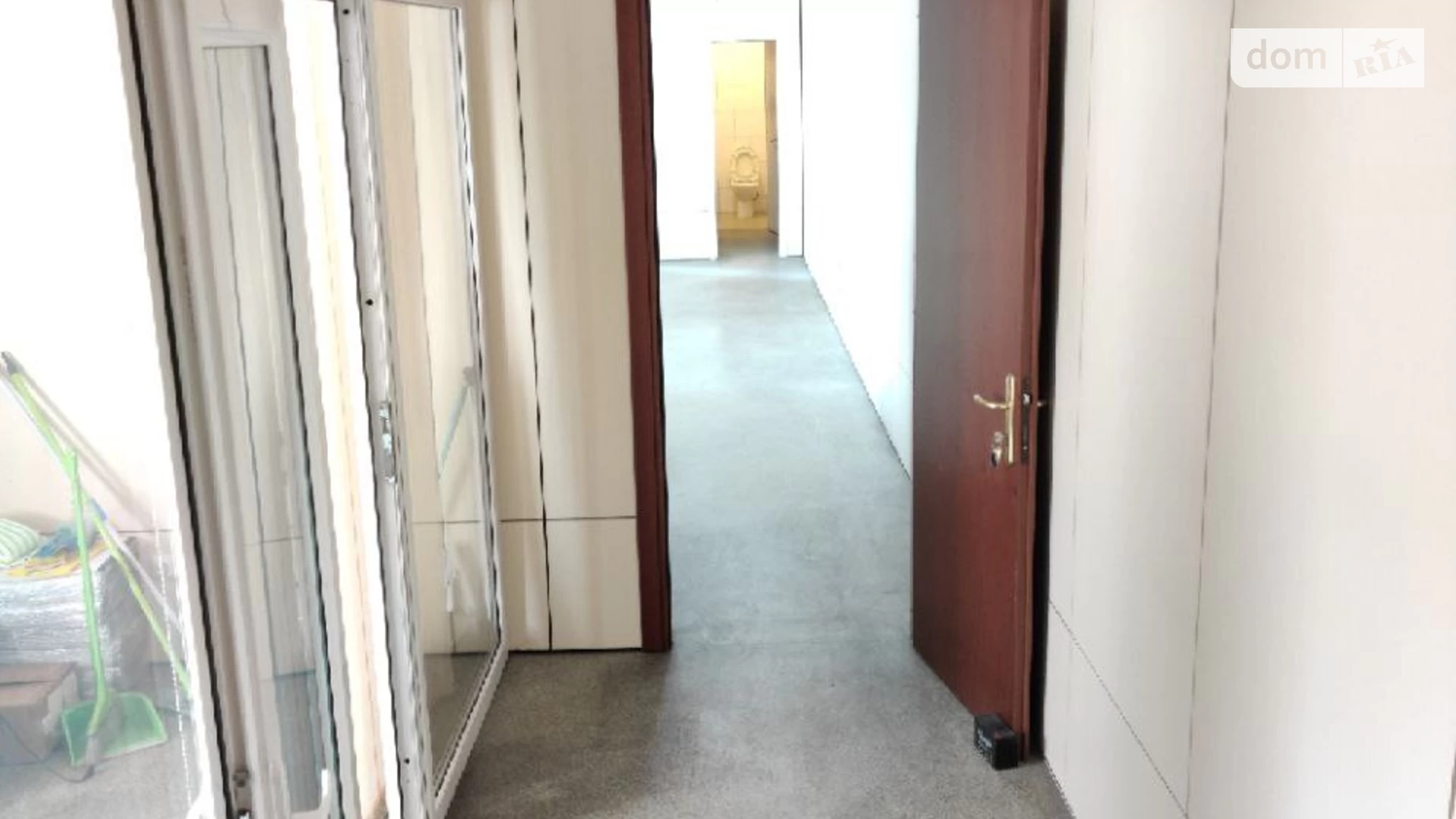 Продается офис 100 кв. м в бизнес-центре, цена: 50000 $ - фото 5