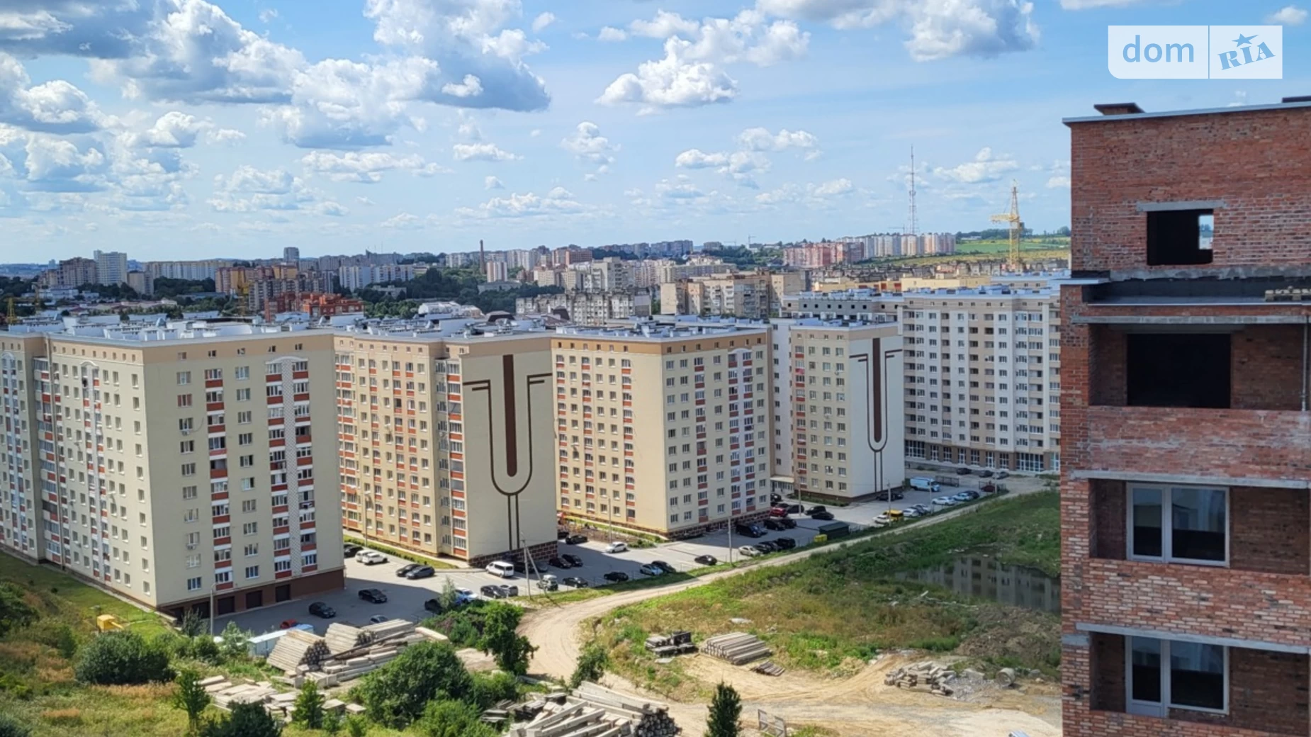 Продается 2-комнатная квартира 67 кв. м в Хмельницком, ул. Лесогриневецкая, 38А