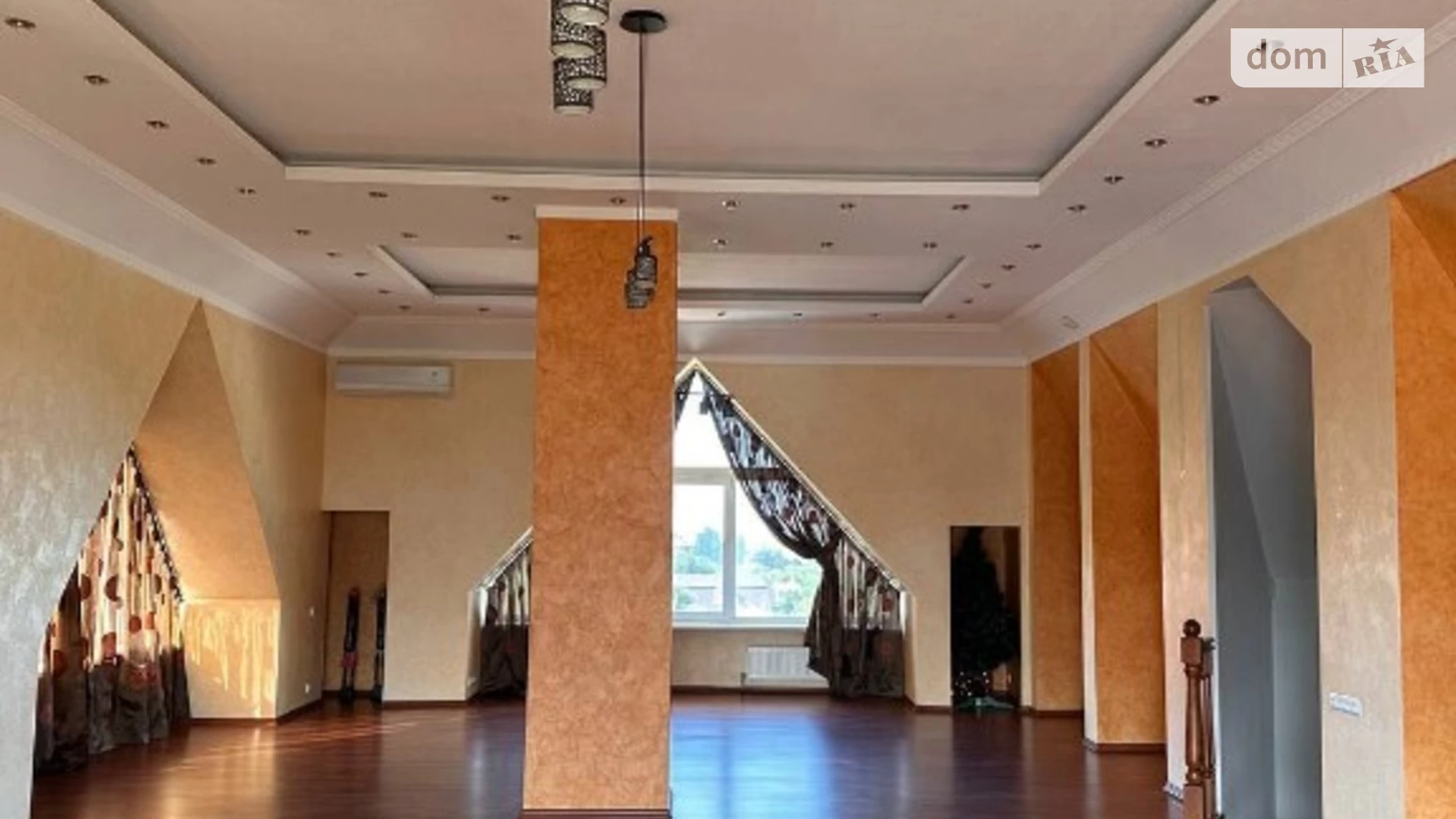 Продається будинок 3 поверховий 340 кв. м з ділянкою, цена: 185000 $ - фото 2