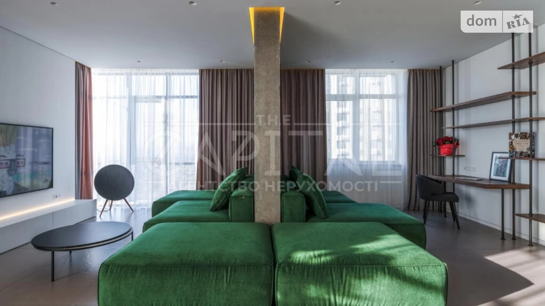 Продается 3-комнатная квартира 143 кв. м в Киеве, наб. Днепровская, 14Б