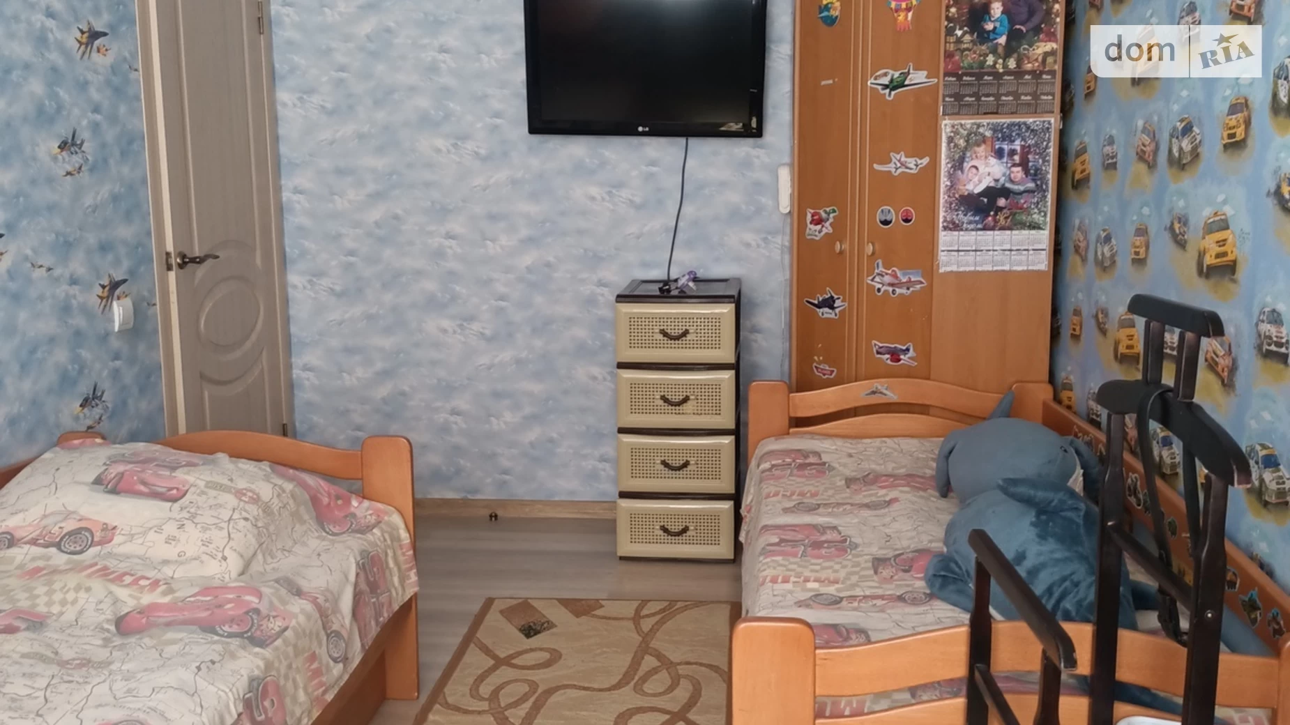 3-комнатная квартира 55 кв. м в Запорожье, ул. Бочарова
