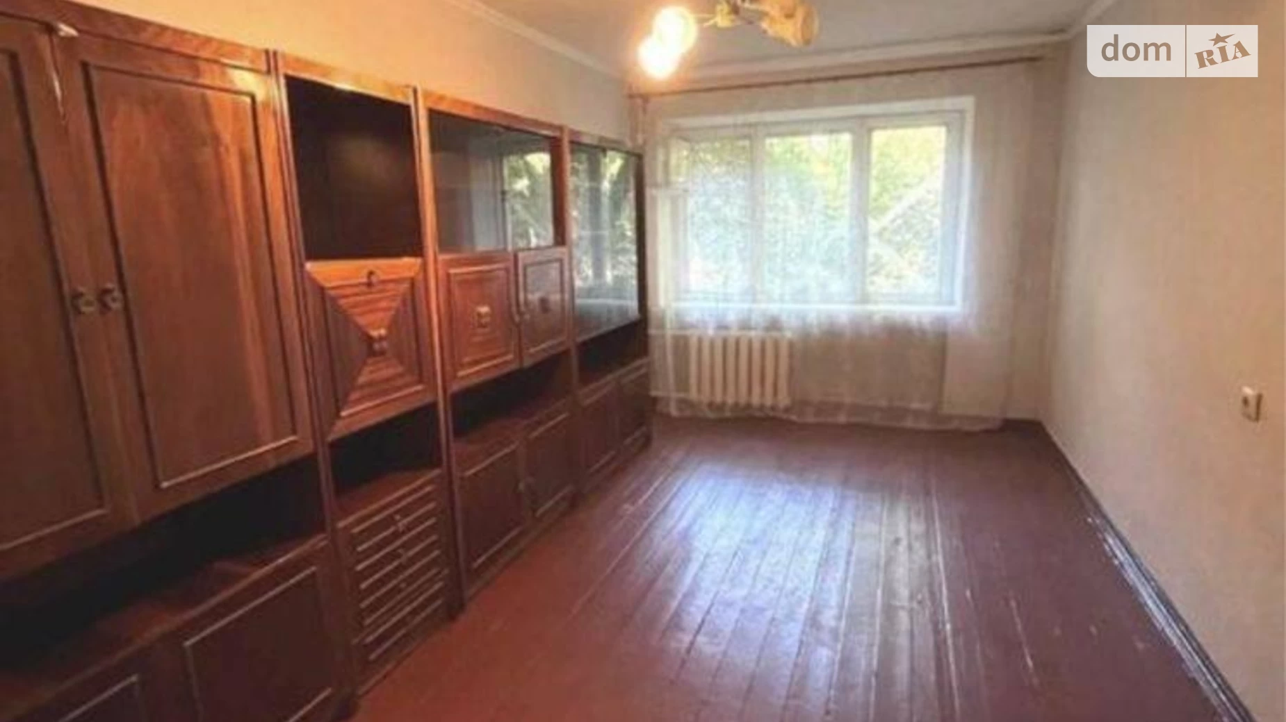 Продається 2-кімнатна квартира 45.8 кв. м у Одесі, вул. Транспортна