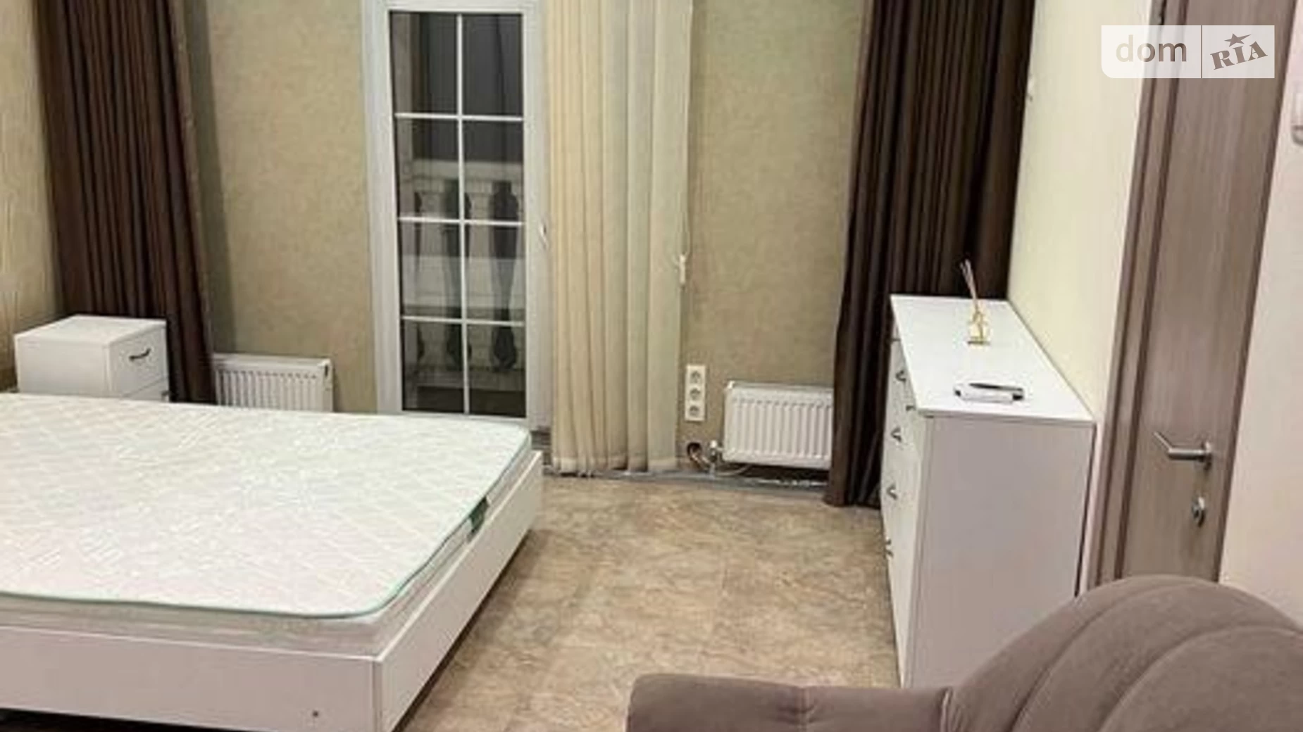 Продается 1-комнатная квартира 36 кв. м в Киеве, ул. Дмитрия Луценко(Крейсера "Аврора"), 6 - фото 3