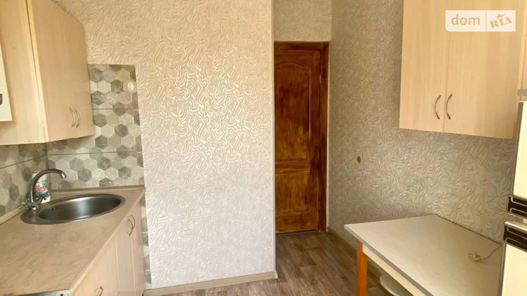 Продается 2-комнатная квартира 42 кв. м в Каменском, просп. Свободы, 74 - фото 3