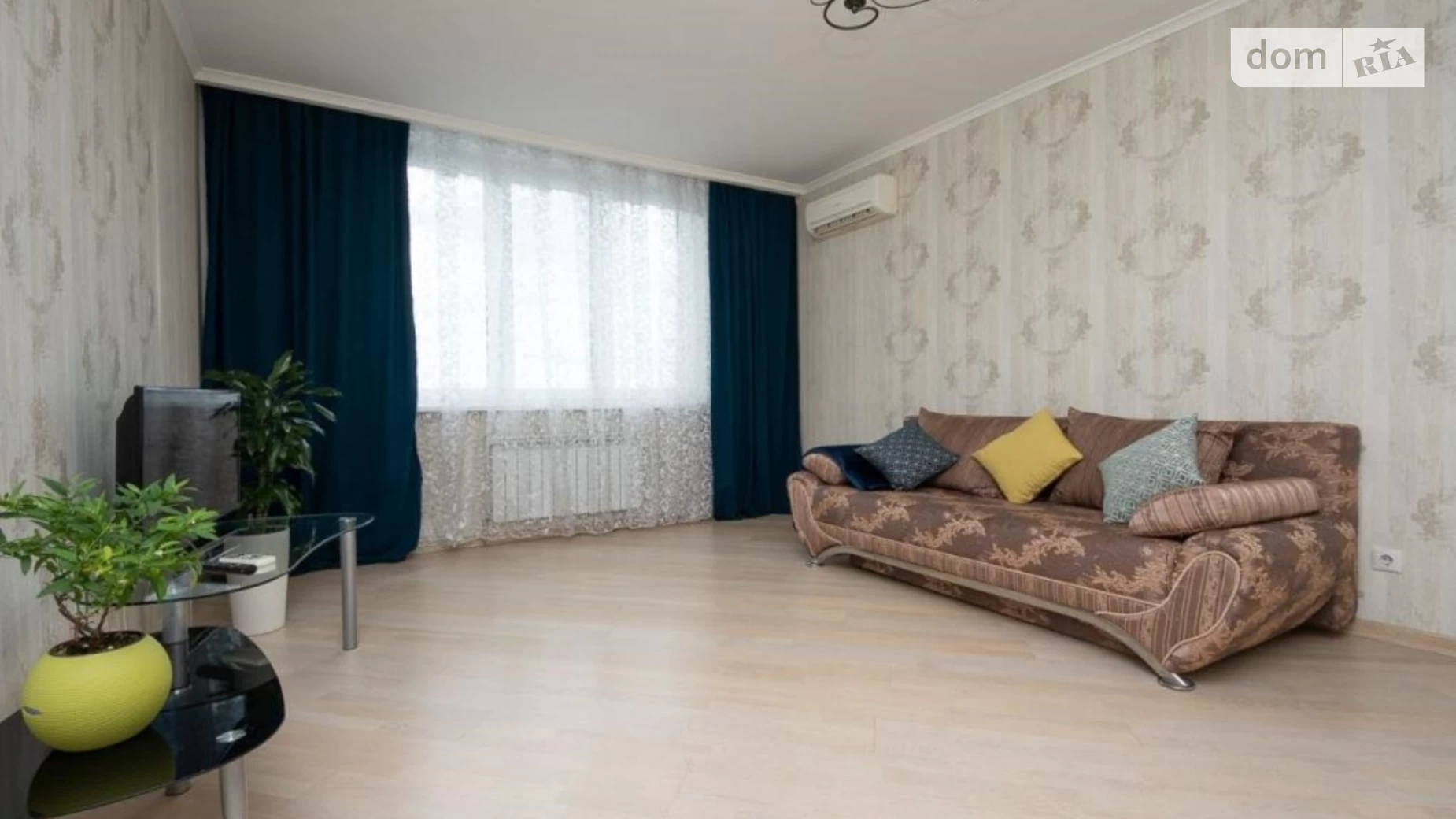 Продается 1-комнатная квартира 58 кв. м в Киеве, ул. Чавдар Елизаветы, 1 - фото 2