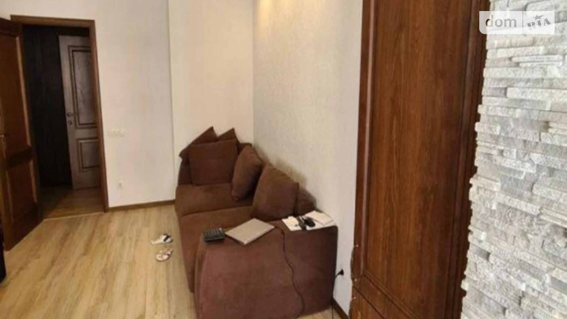 Продается 2-комнатная квартира 49 кв. м в Киеве, ул. Митрополита Василия Липковского(Урицкого), 37Г