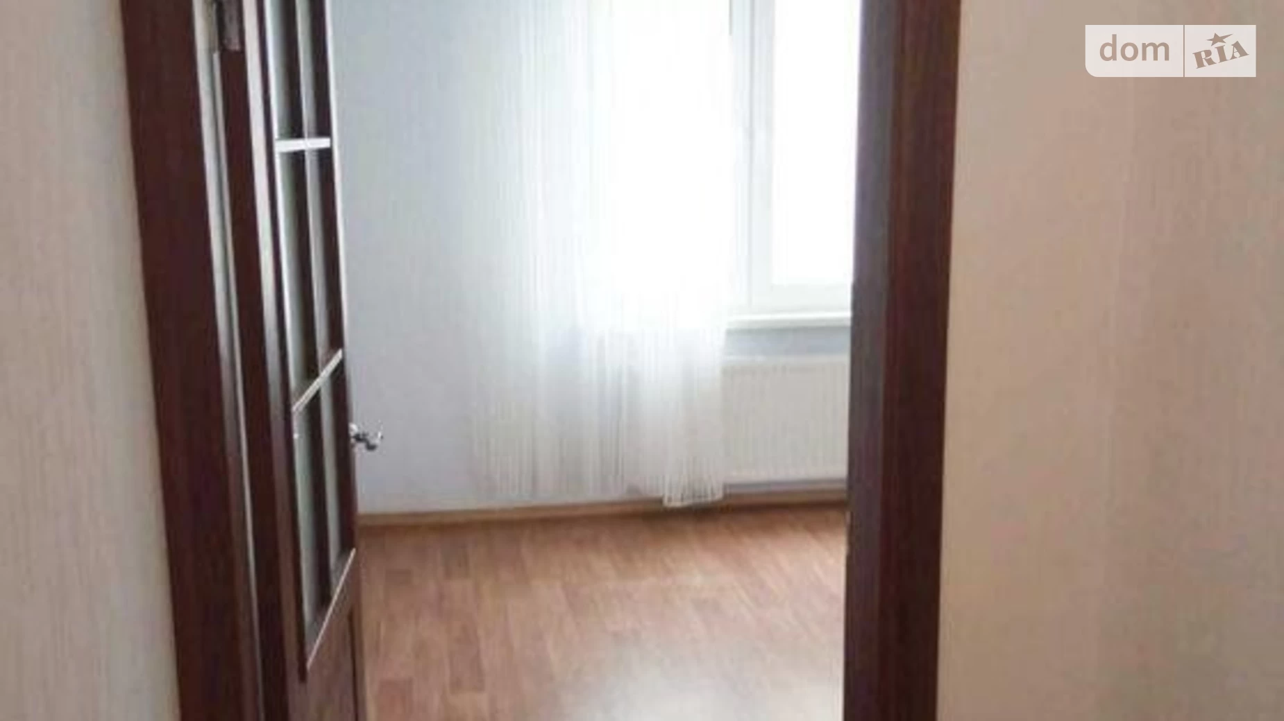 Продается 3-комнатная квартира 82 кв. м в Киеве, просп. Академика Глушкова, 6