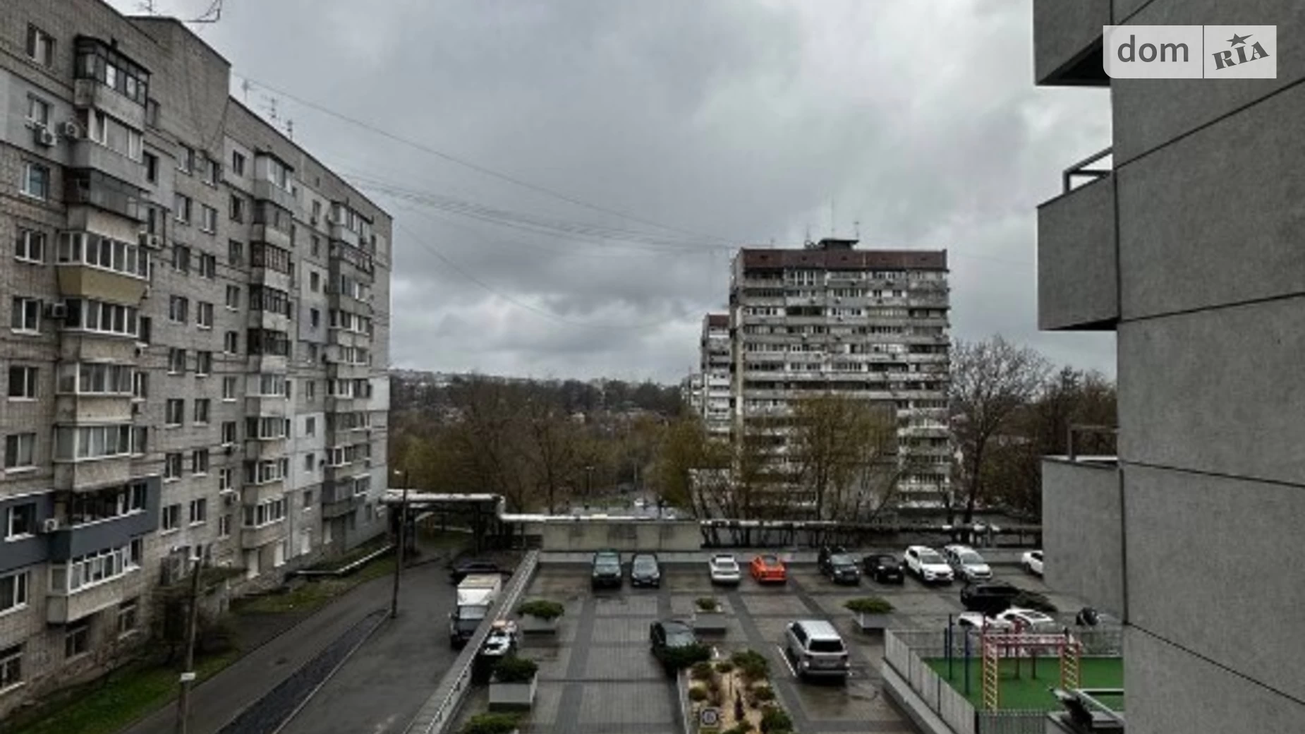 Продается 2-комнатная квартира 53 кв. м в Днепре, просп. Поля Александра, 16