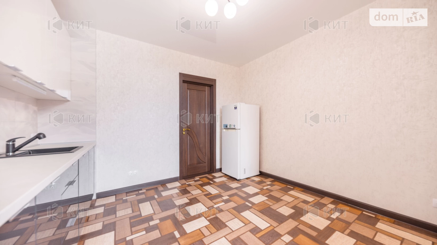 Продается 1-комнатная квартира 50 кв. м в Харькове, ул. Автодорожная, 3 - фото 4