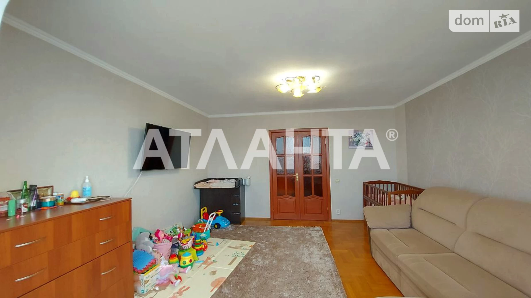 Продается 3-комнатная квартира 68 кв. м в Вишневом, ул. Леси Украинки, 32