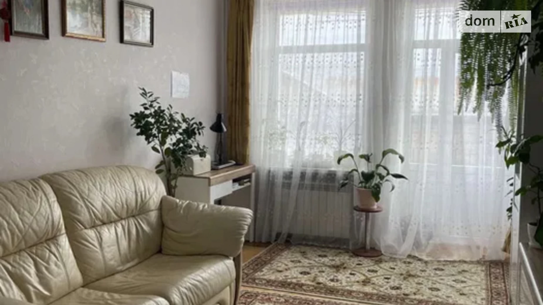 Продается 2-комнатная квартира 55 кв. м в Киеве, ул. Маккейна Джона, 37 - фото 2