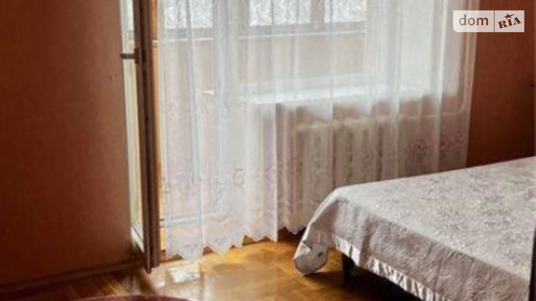 Продается 3-комнатная квартира 72 кв. м в Киеве, ул. Бориса Гарина, 53