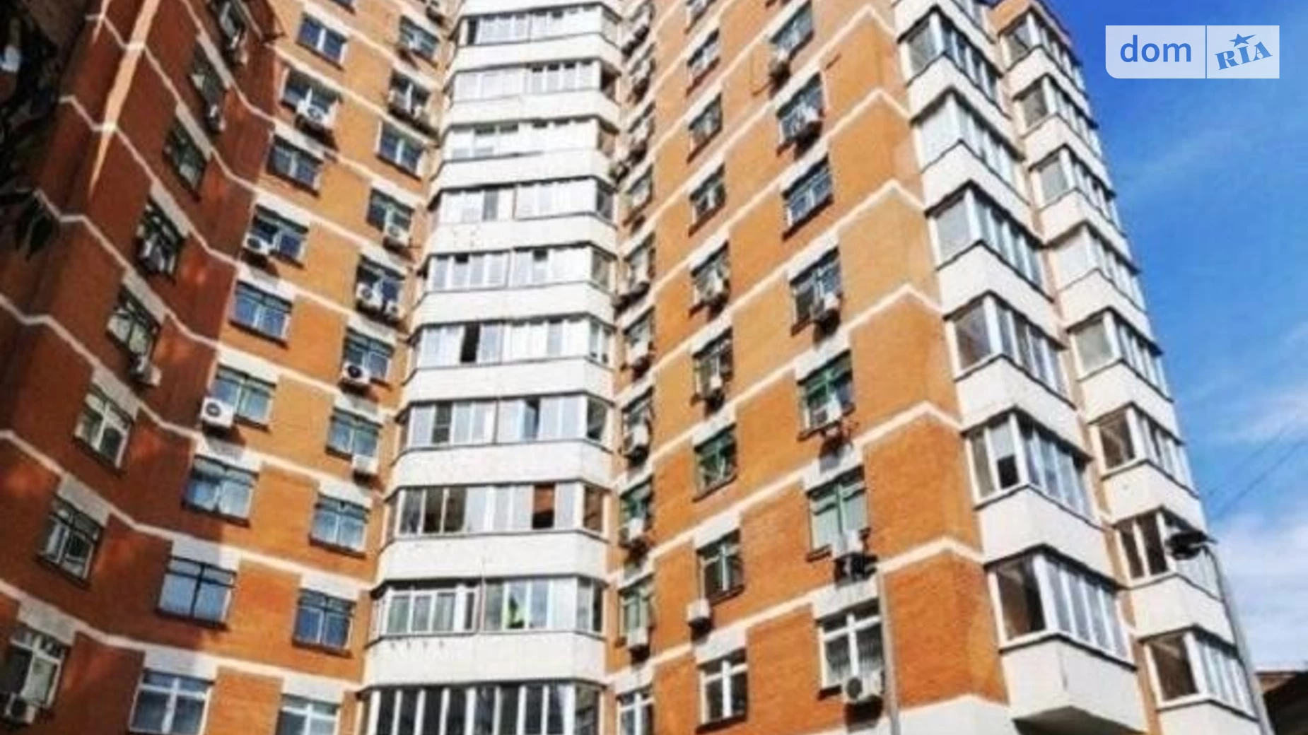 Продается 4-комнатная квартира 210 кв. м в Киеве, ул. Лескова, 1А