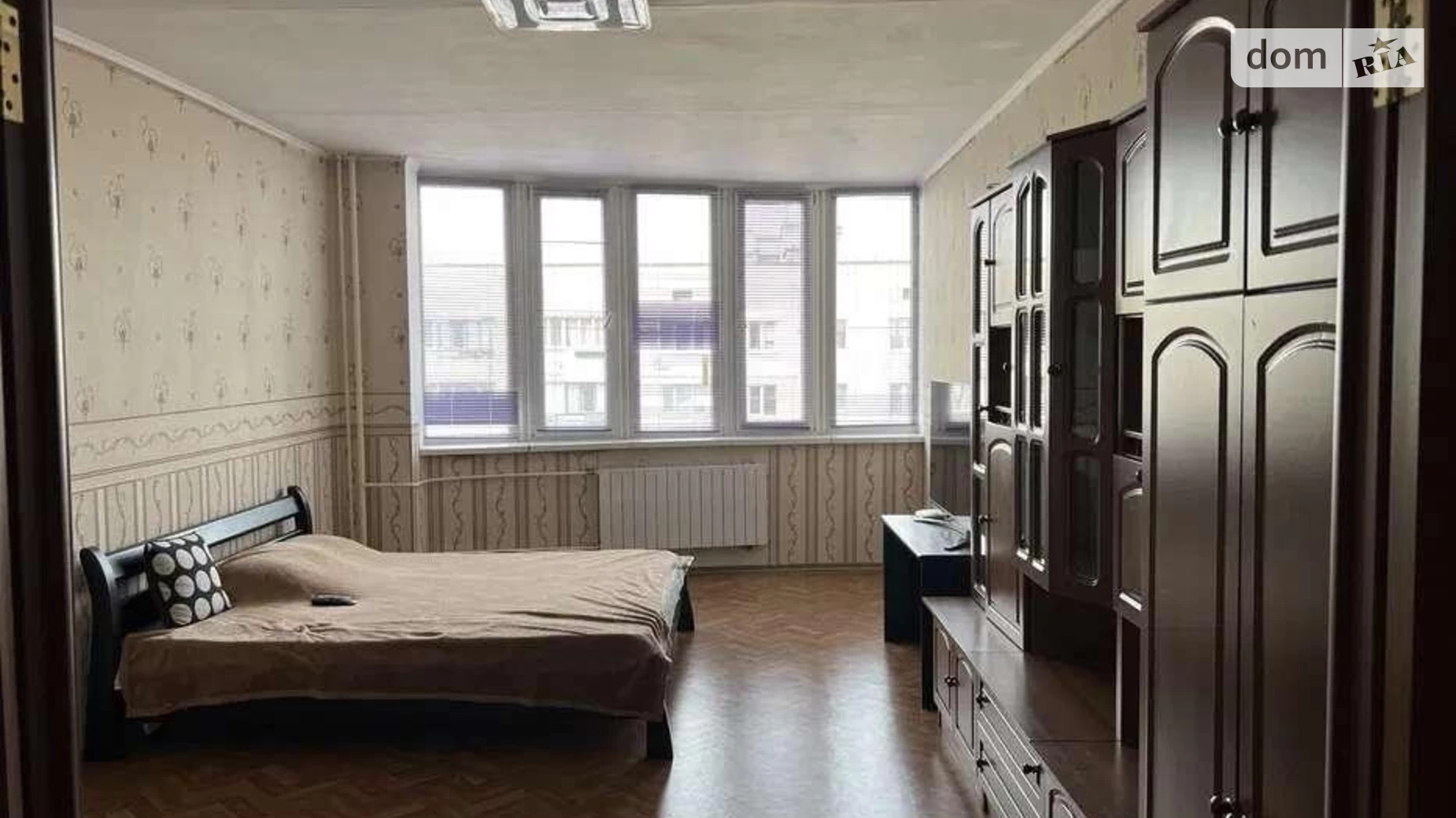 Продается 2-комнатная квартира 84 кв. м в Вишневом, ул. Святоюрьевская, 11А