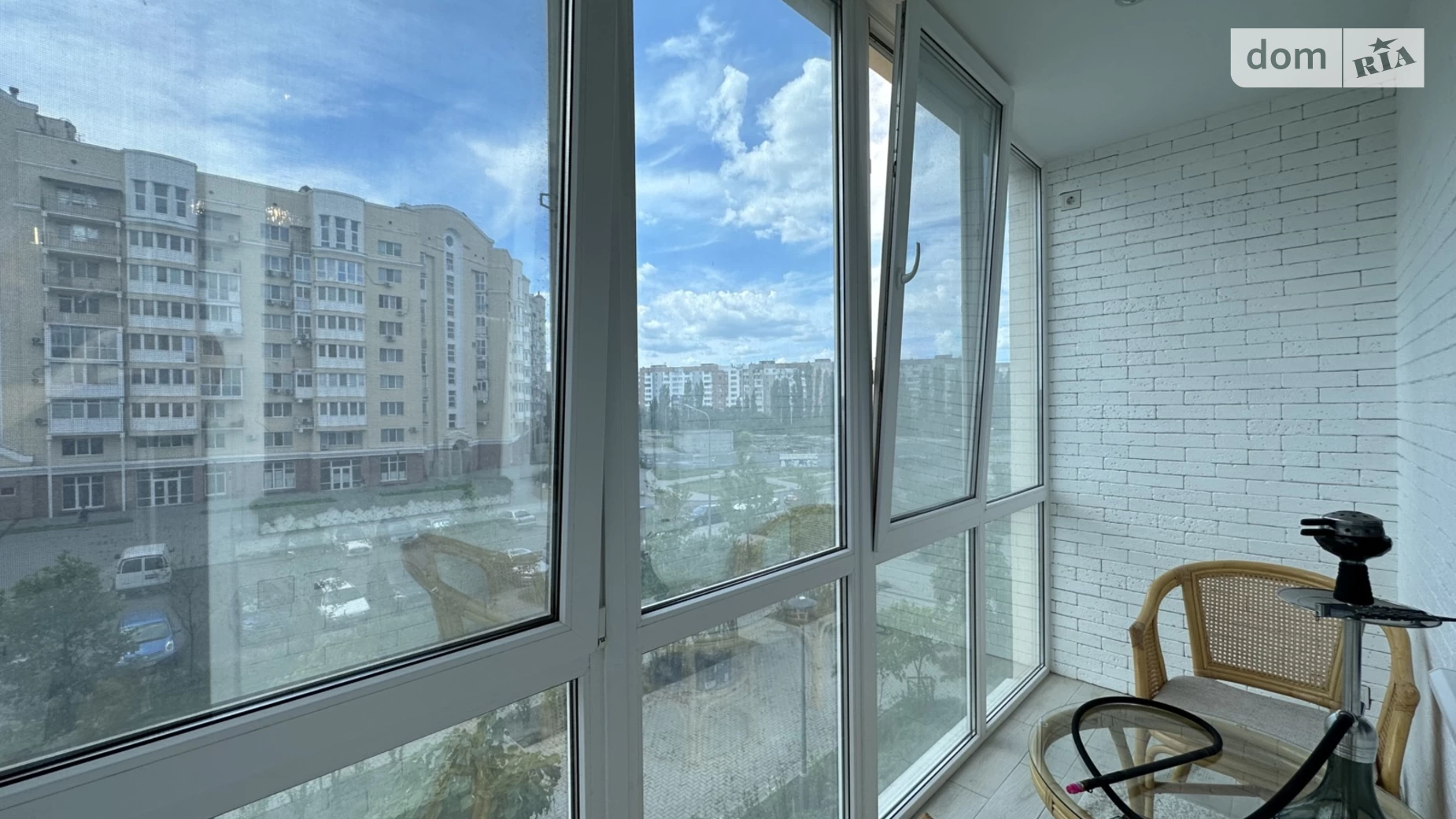 Продается 4-комнатная квартира 150 кв. м в Николаеве
